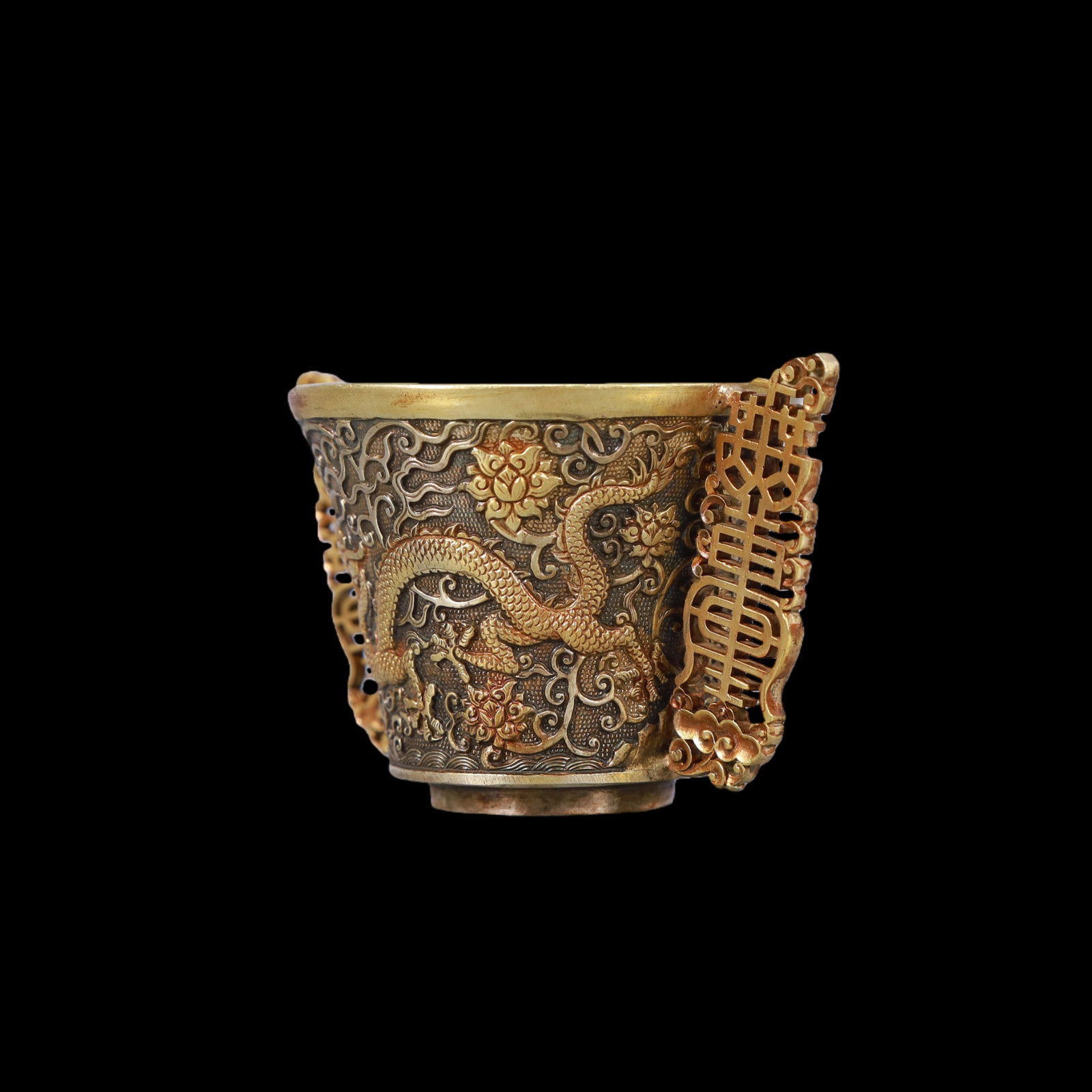 A Exquisite Gilt Silver Lotus Pattern Dragon and Phoenix Pattern Cup - 3