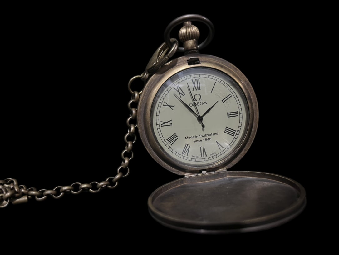 An Exquisite Bronze Pocket watch - 5