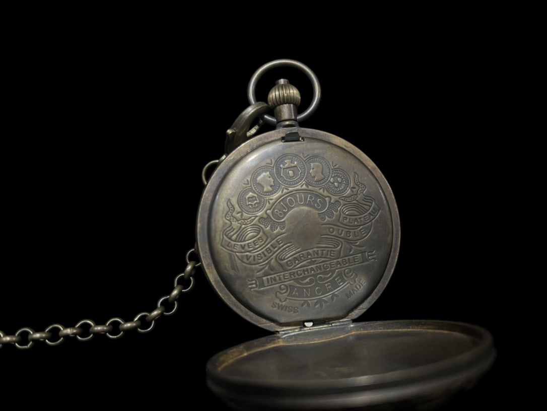 An Exquisite Bronze Pocket watch - 6
