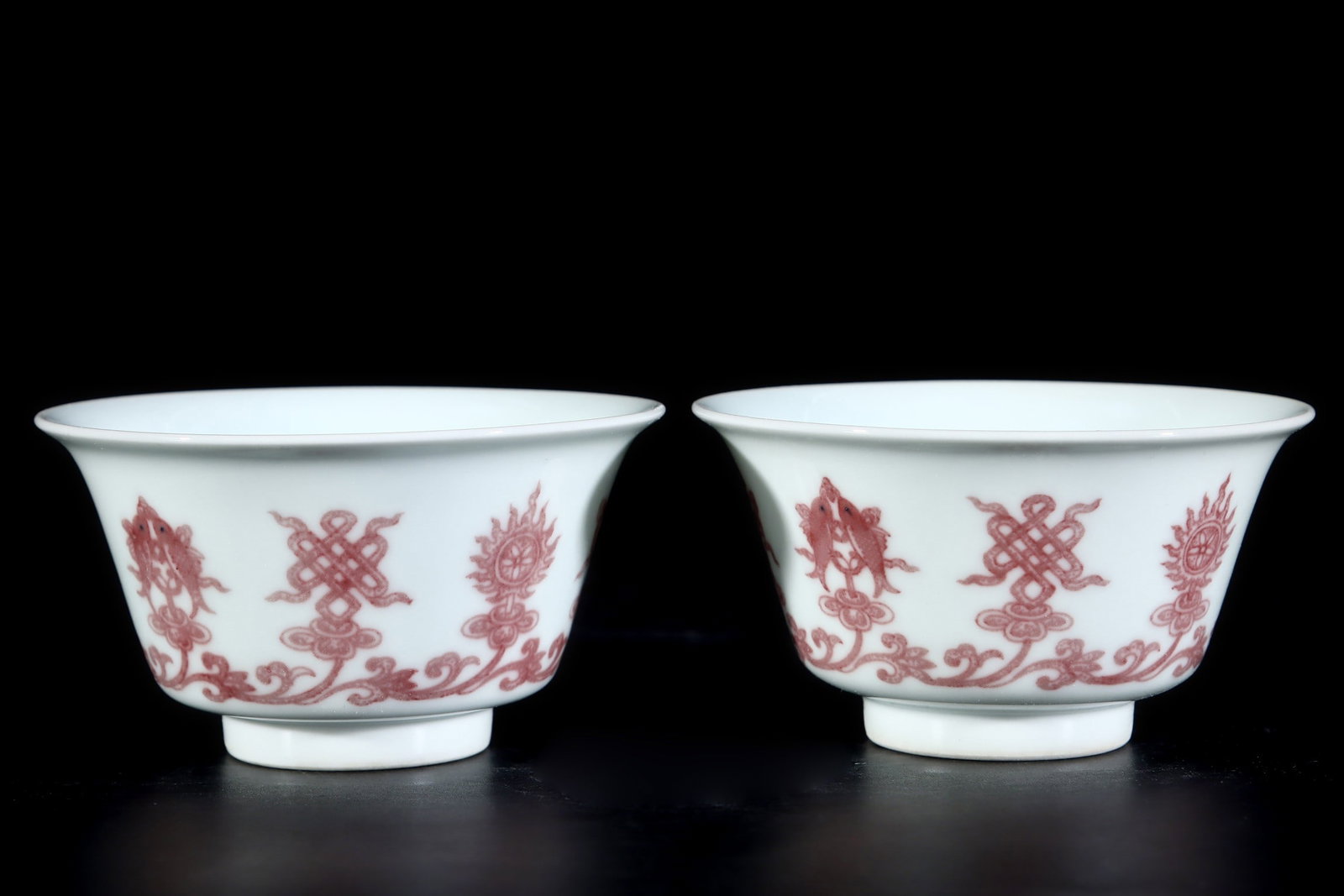 An Exquisite Underglaze-Red Eight Treasures Pattern Cup - 6