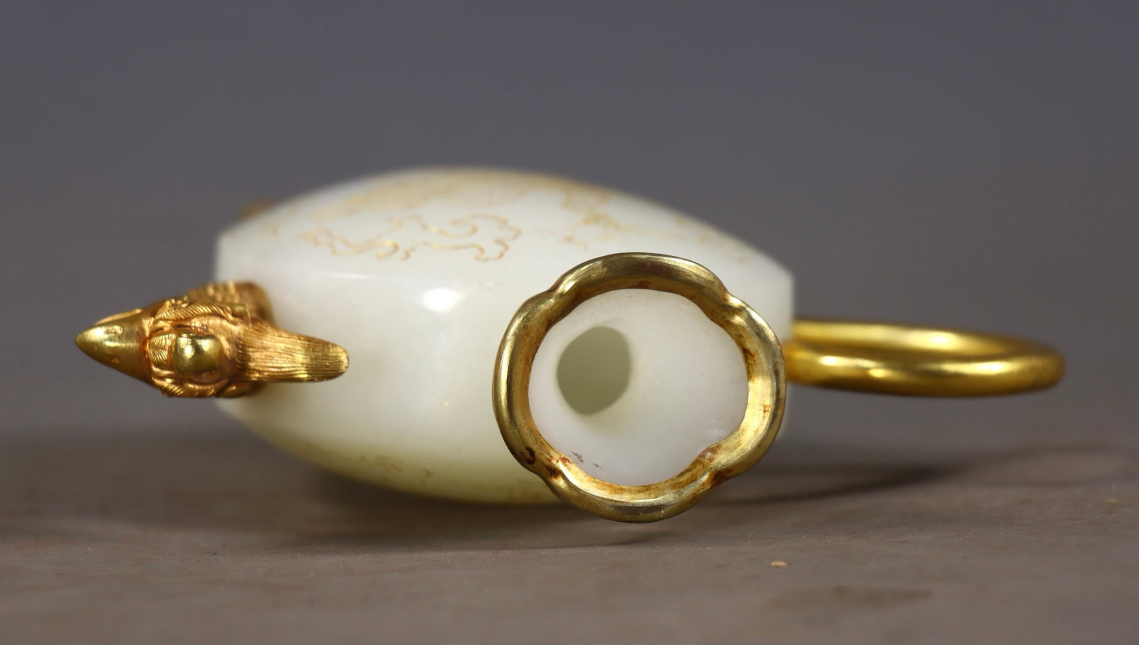 An Exquisite White Jade Covered silver-gilt Phoenix Pattern Ewer - 7