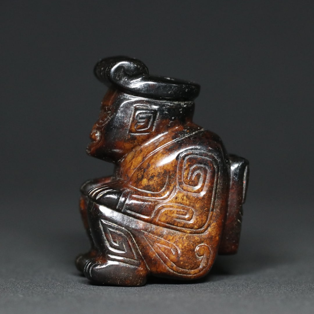 An Exquisite White Jade Figure Pendant - 2