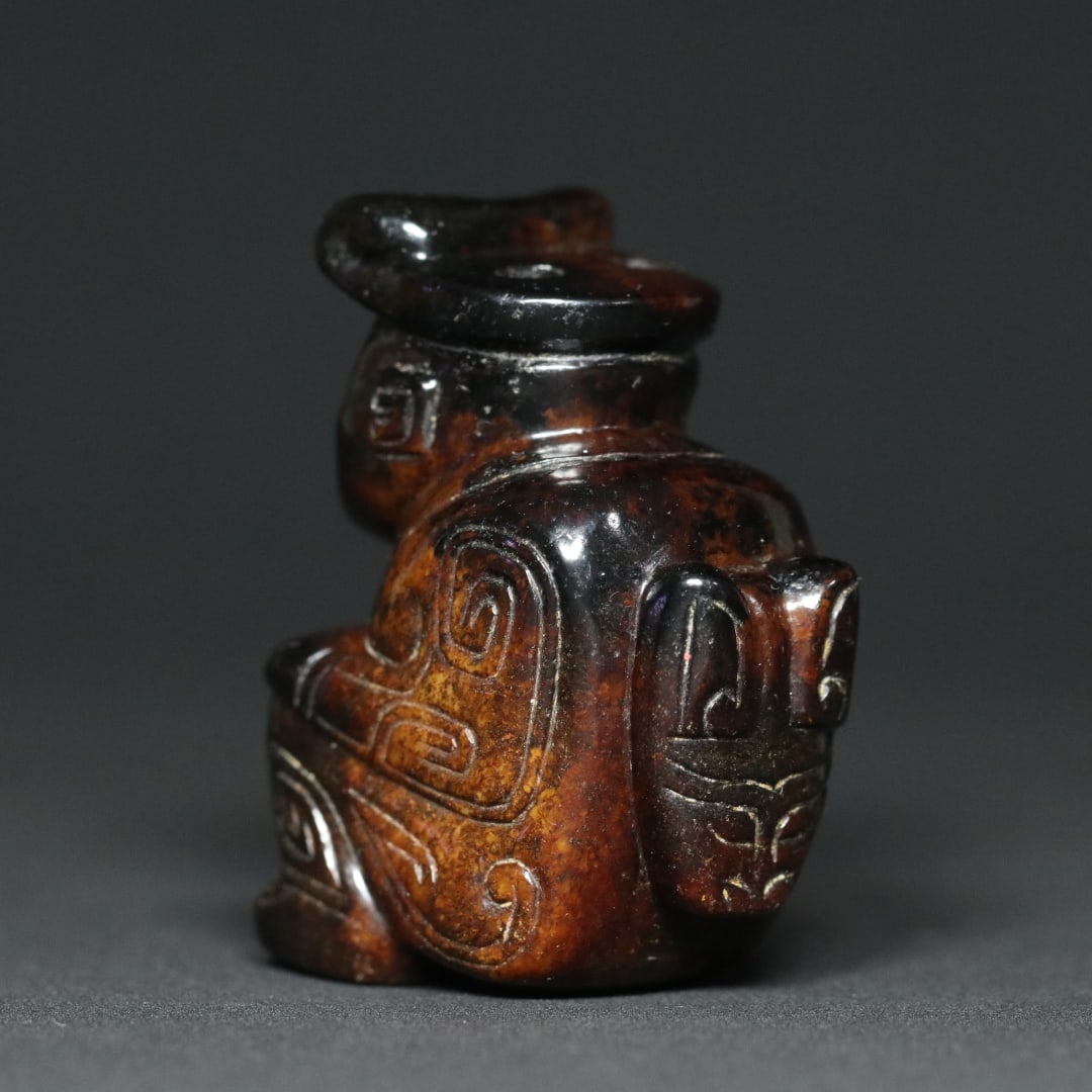 An Exquisite White Jade Figure Pendant - 3