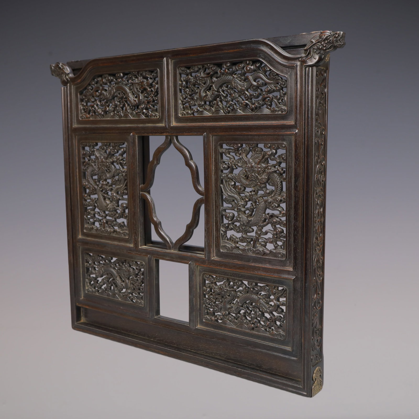 A Exquisite Zitanwood Dragon Pattern Ornament - 3