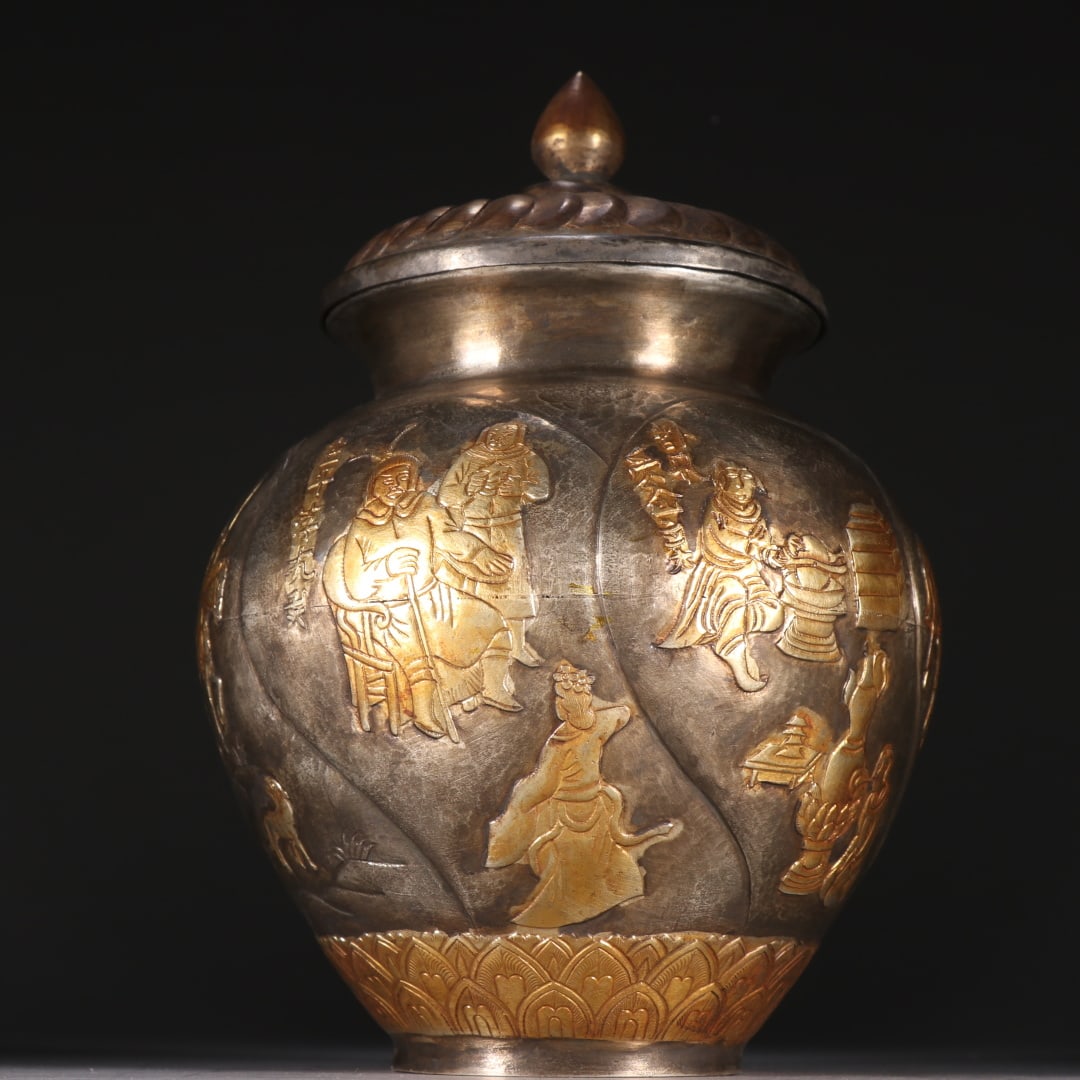 An Exquisite Gilt Bronze Hunting Pattern Jar - 6
