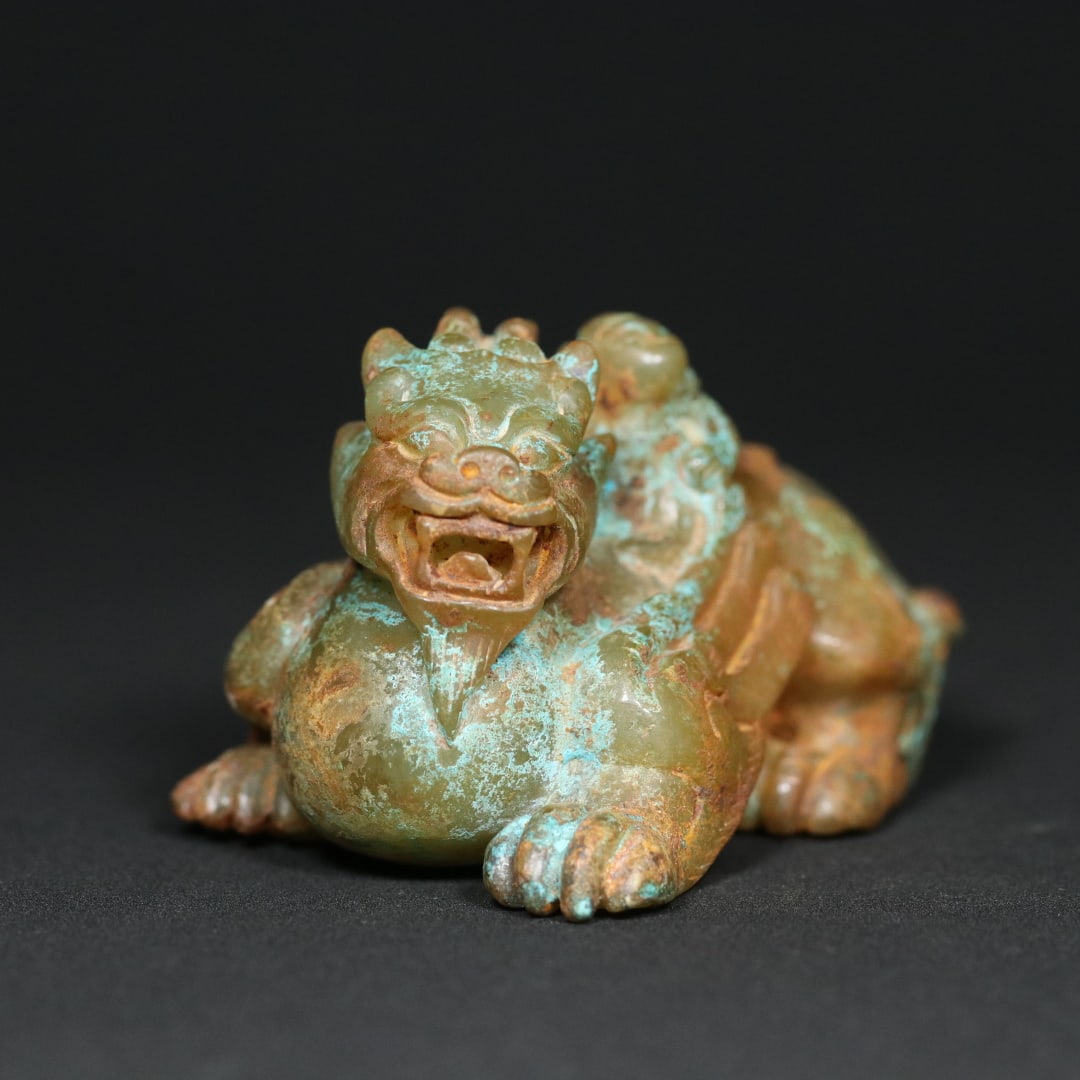 An Exquisite White Jade Auspicious Beast Ornament - 4