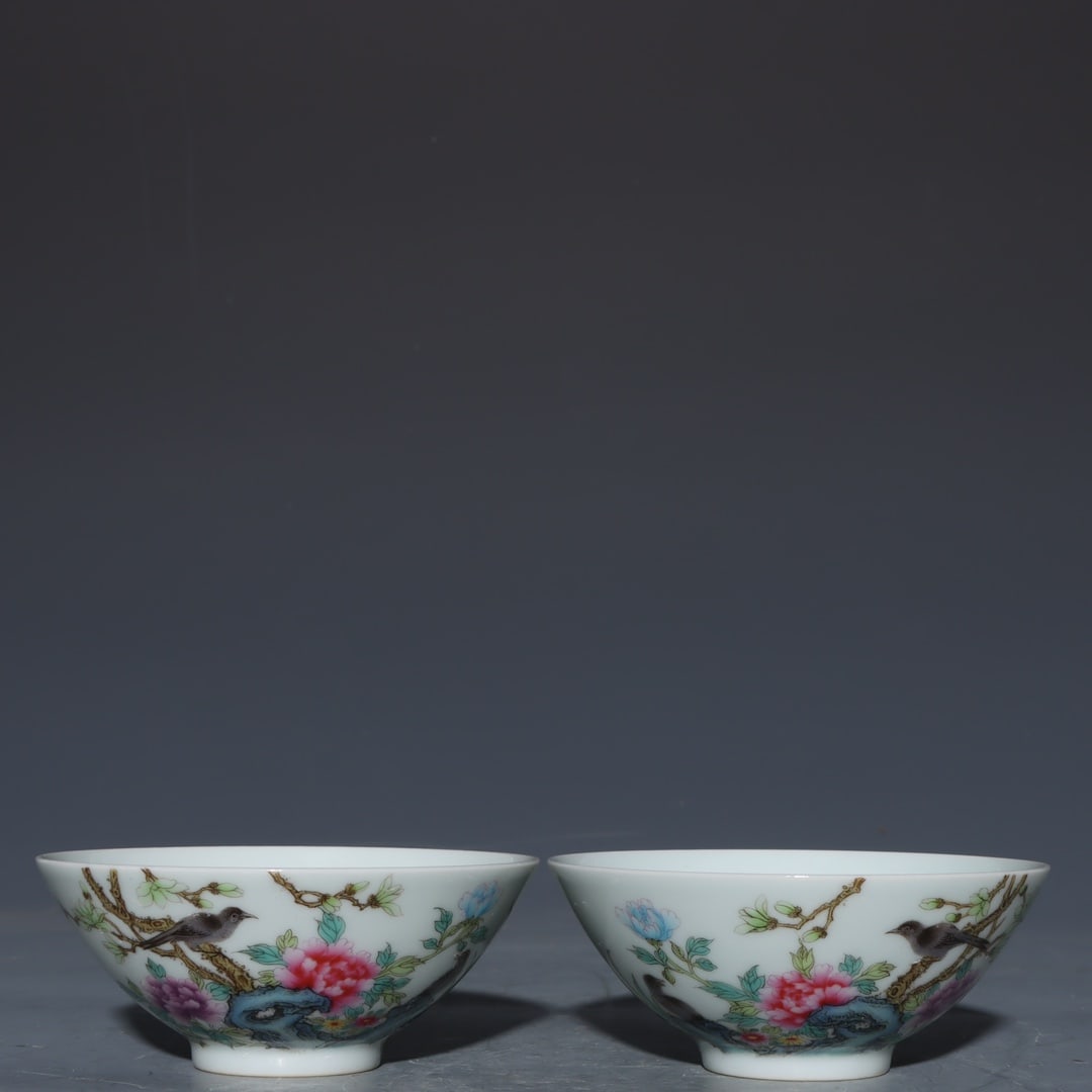 A Pair of Exquisite Famille-Rose Flower and Bird Pattern with poem Cup: A Pair of Exquisite Famille-Rose Flower and Bird Pattern with poem Cup Qing Dynasty, China Yongzheng Six-character Mark Size:4cmx9.6cm (The Dimensions Of All Batches Are Manually Measured.If You Need 