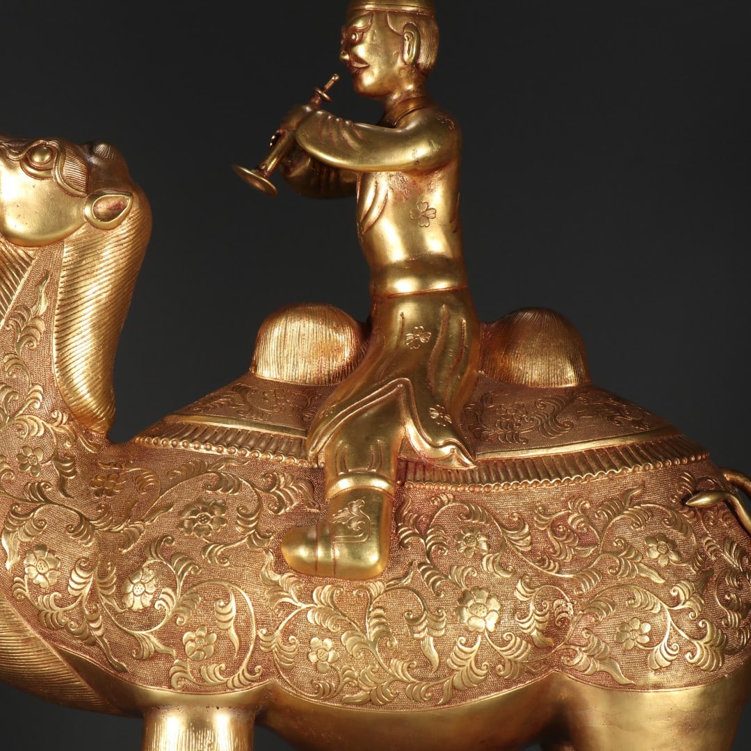 An Exquisite Gilt Bronze Camel Ornament - 3