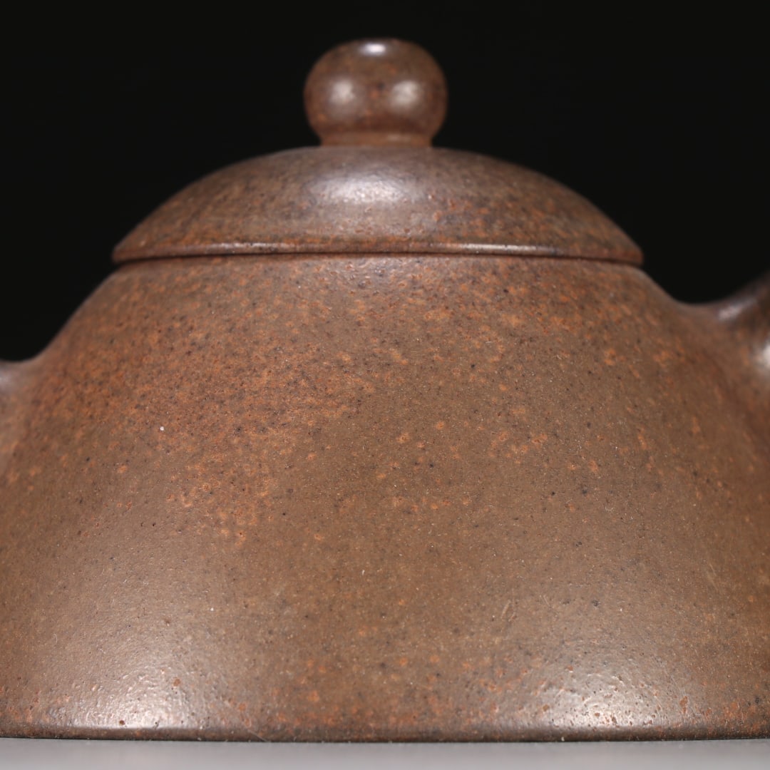 An Exquisite Purple Sands Teapot - 2
