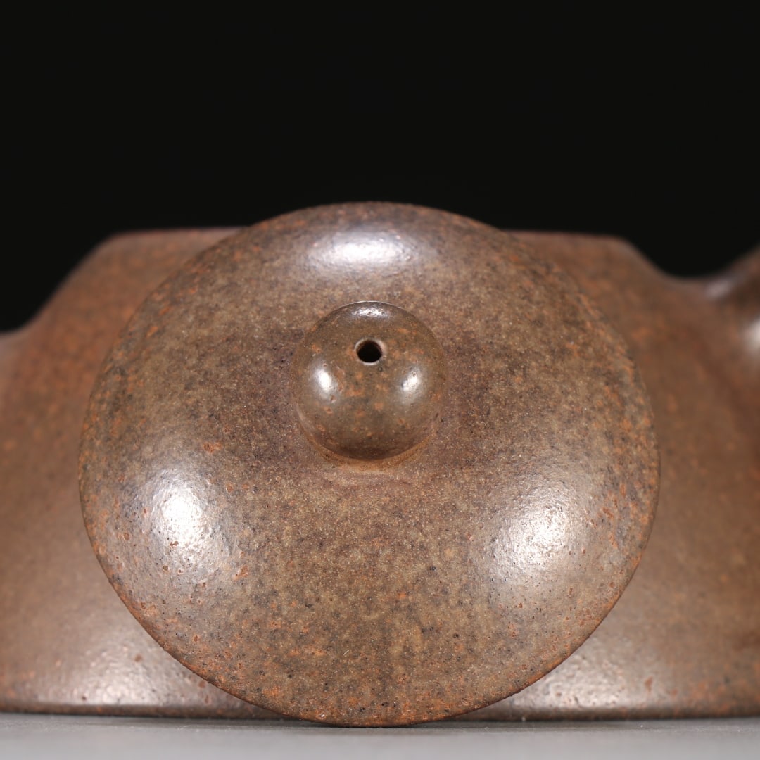 An Exquisite Purple Sands Teapot - 3