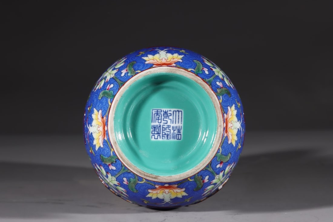 An Exquisite Enamel Lotus Pattern Double-Ears Vase - 9