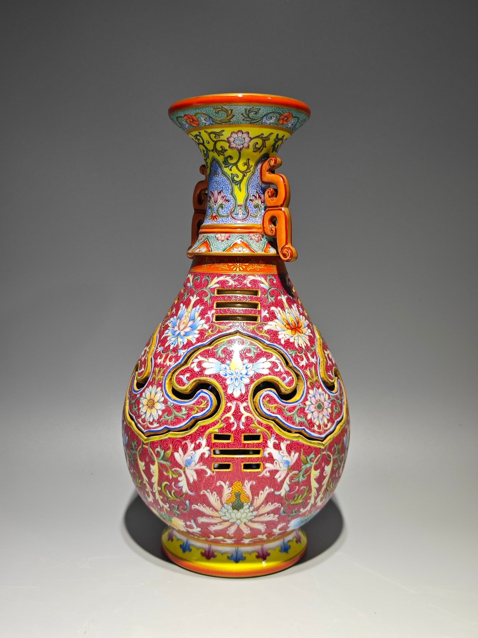 An Exquisite Enamel Ruby Red-Glazed Painted Gold Lotus Pattern Double-Ears Vase - 2