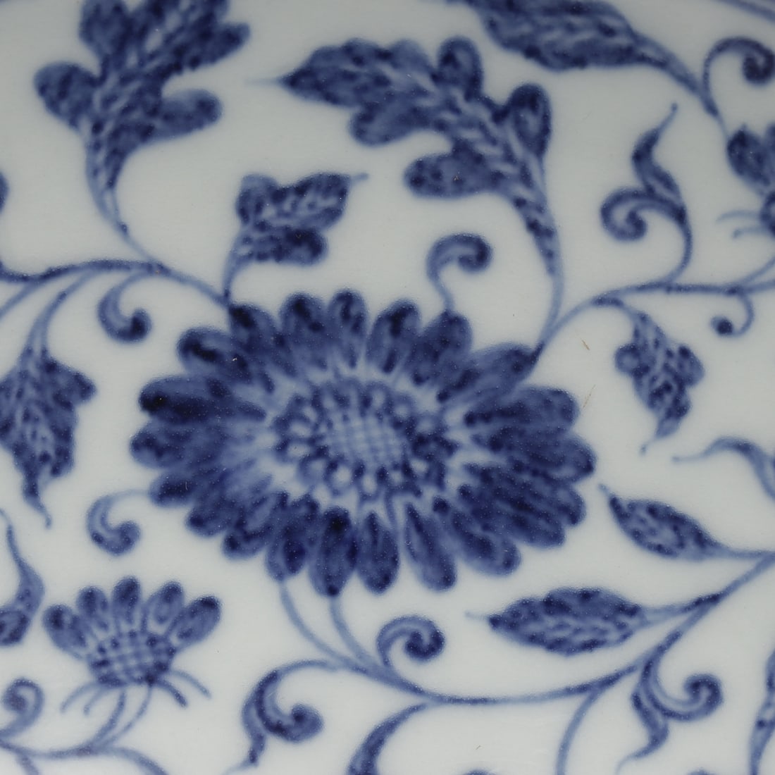 An Exquisite Blue and White Seawater Pattern Flower Pattern Bowl - 6
