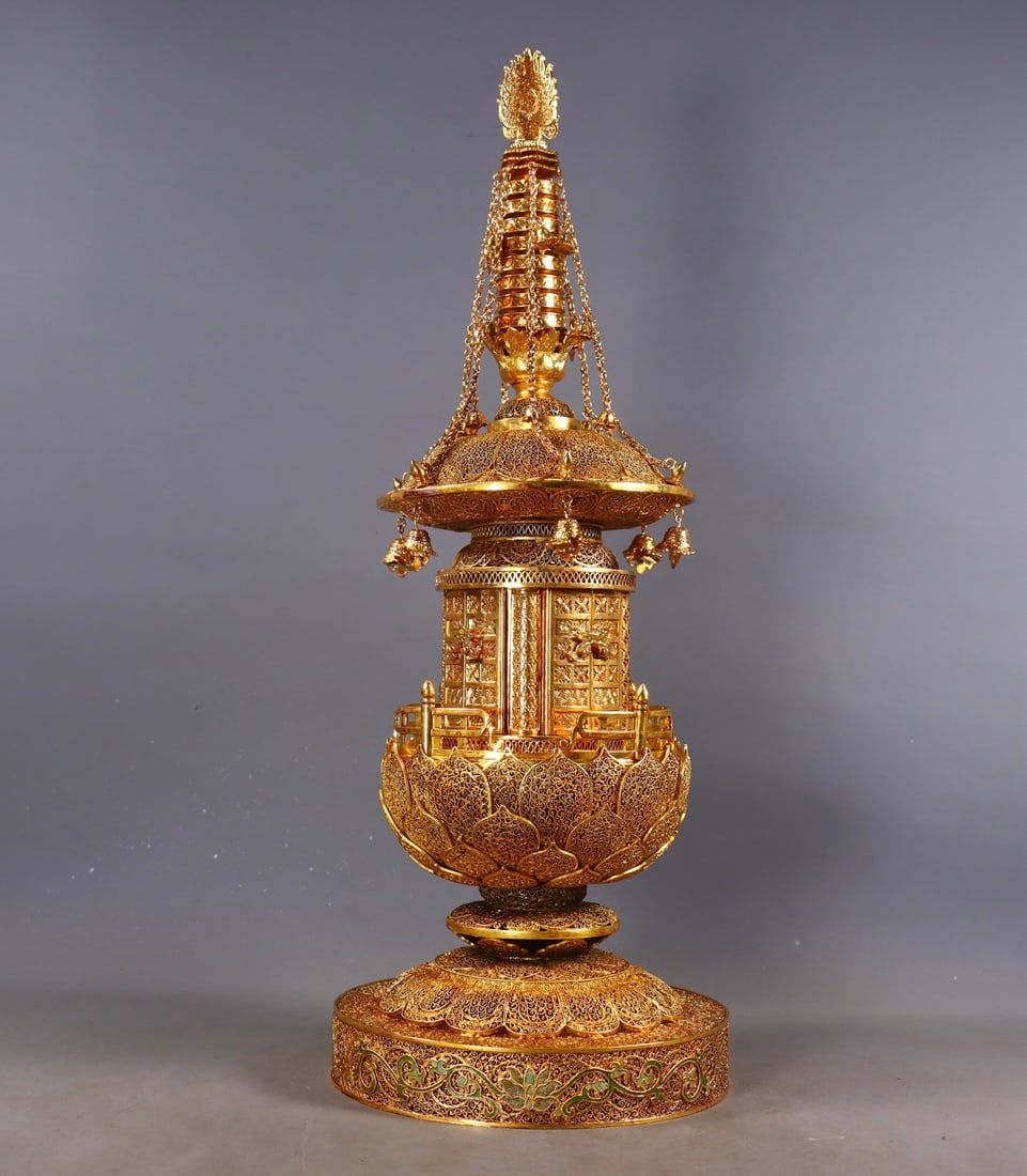 An Exquisite Gilt Bronze Lotus Pattern Pagoda - 3