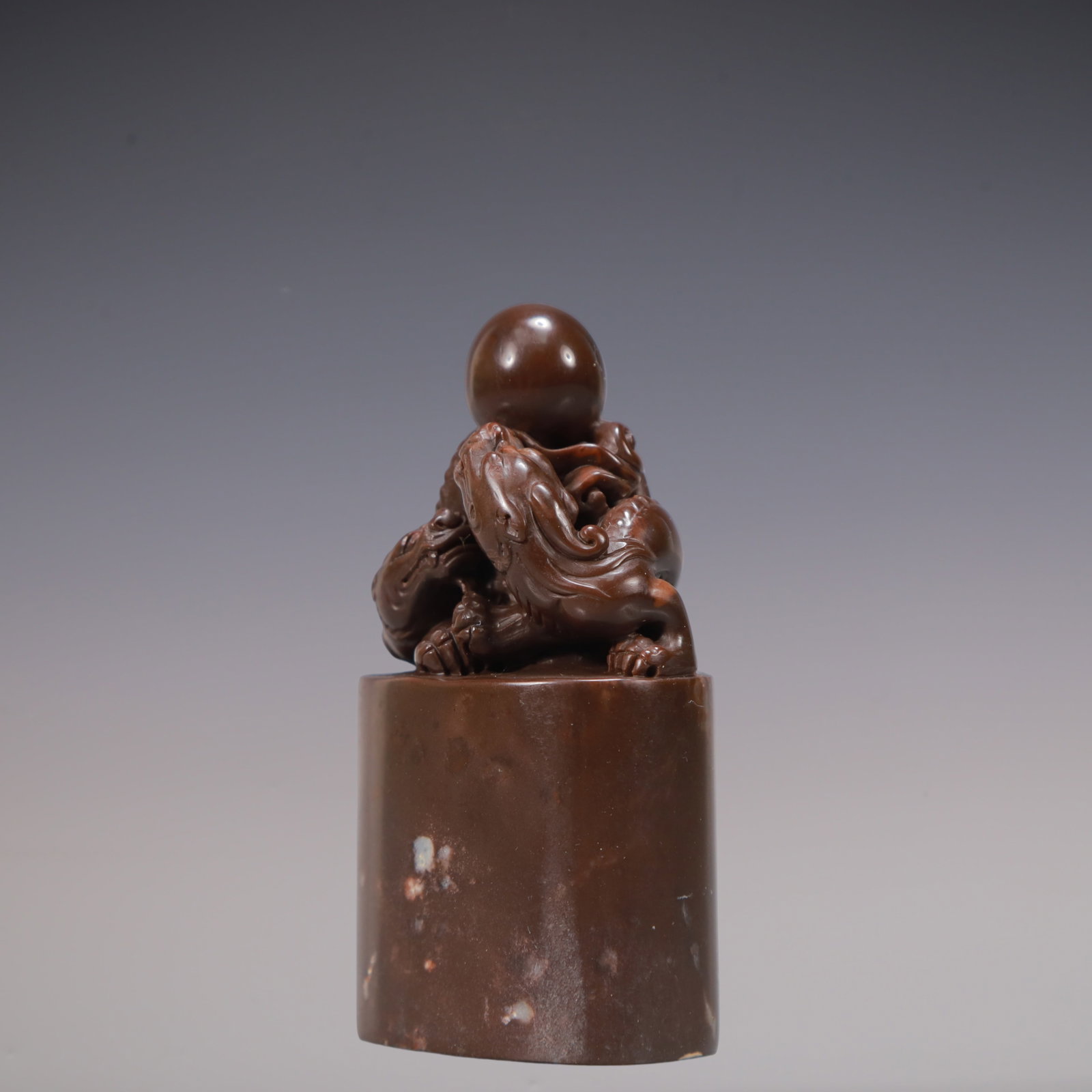 A Exquisite Shoushan Stone Auspicious Beast Seal - 2