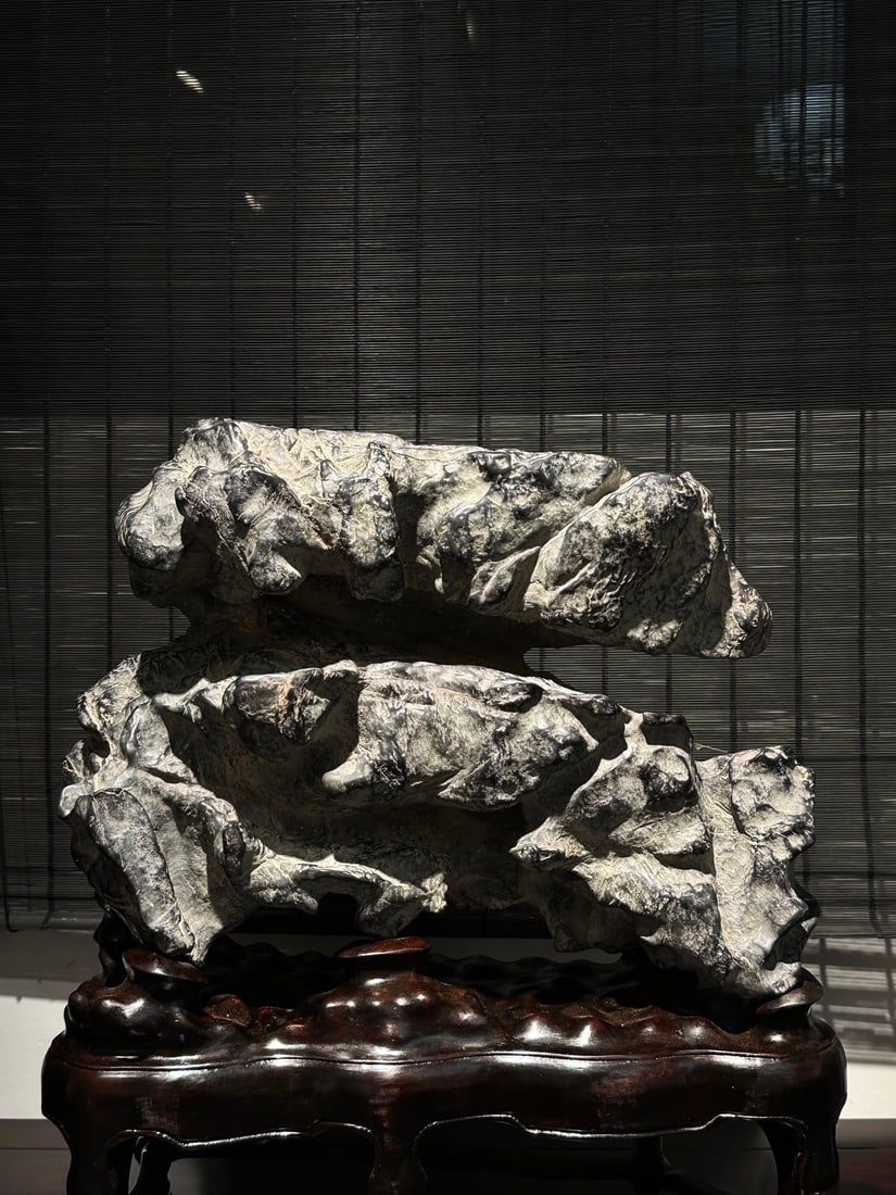 An Exquisite Lingbi Stone Ornament - 2