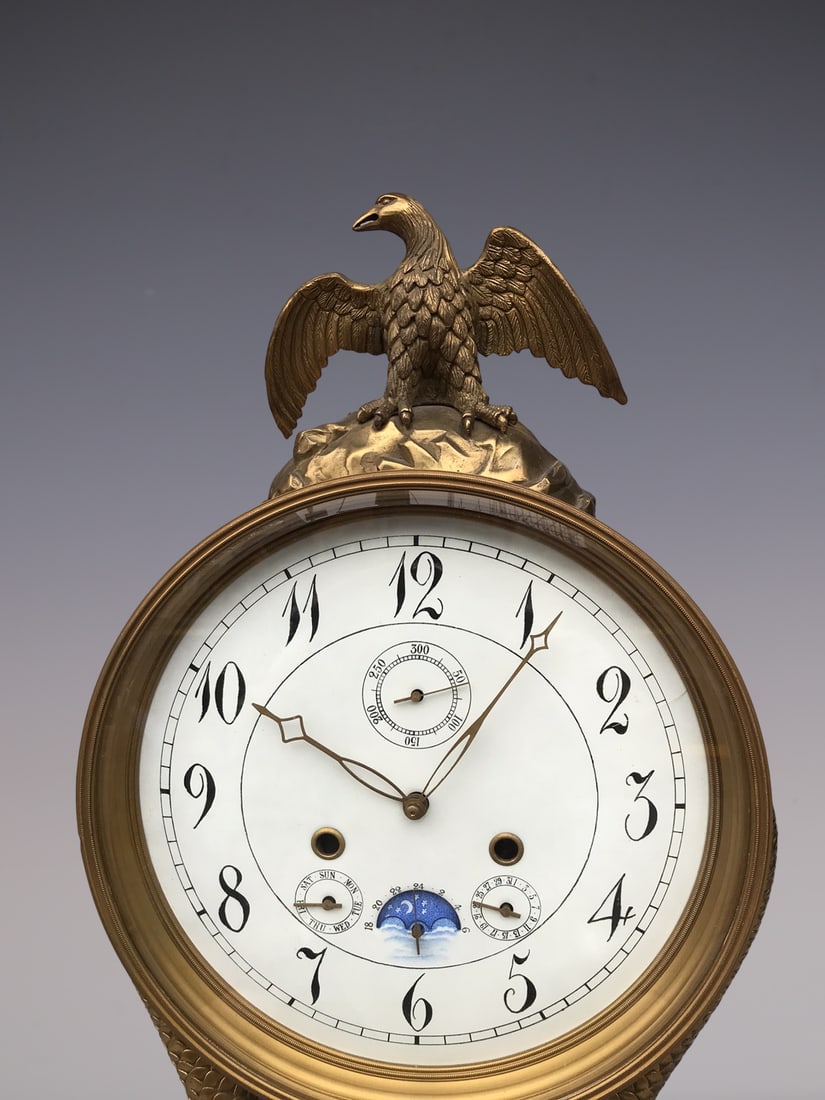 An Exquisite Bronze Clock - 7
