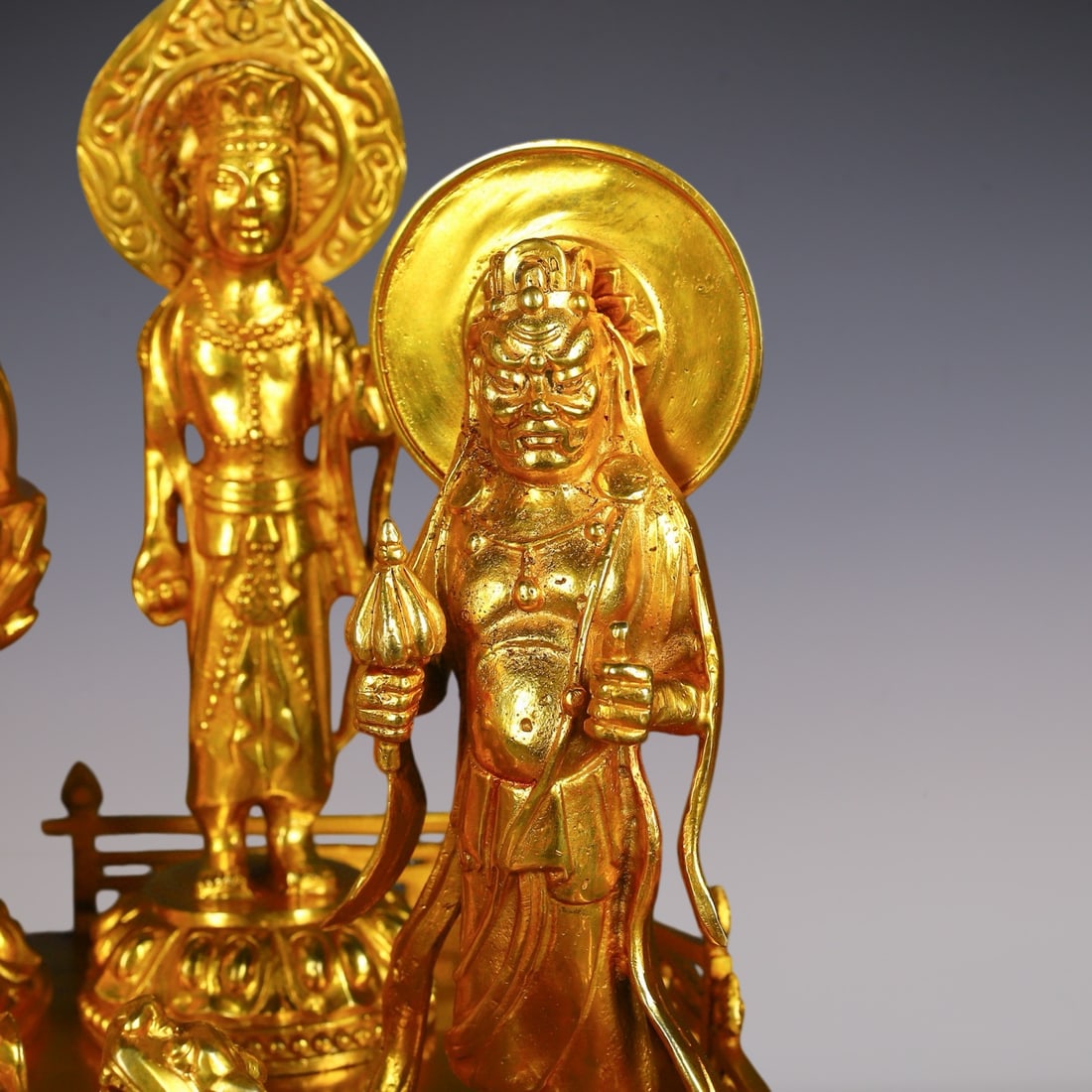 An Exquisite Gilt Bronze Buddha Statue - 3