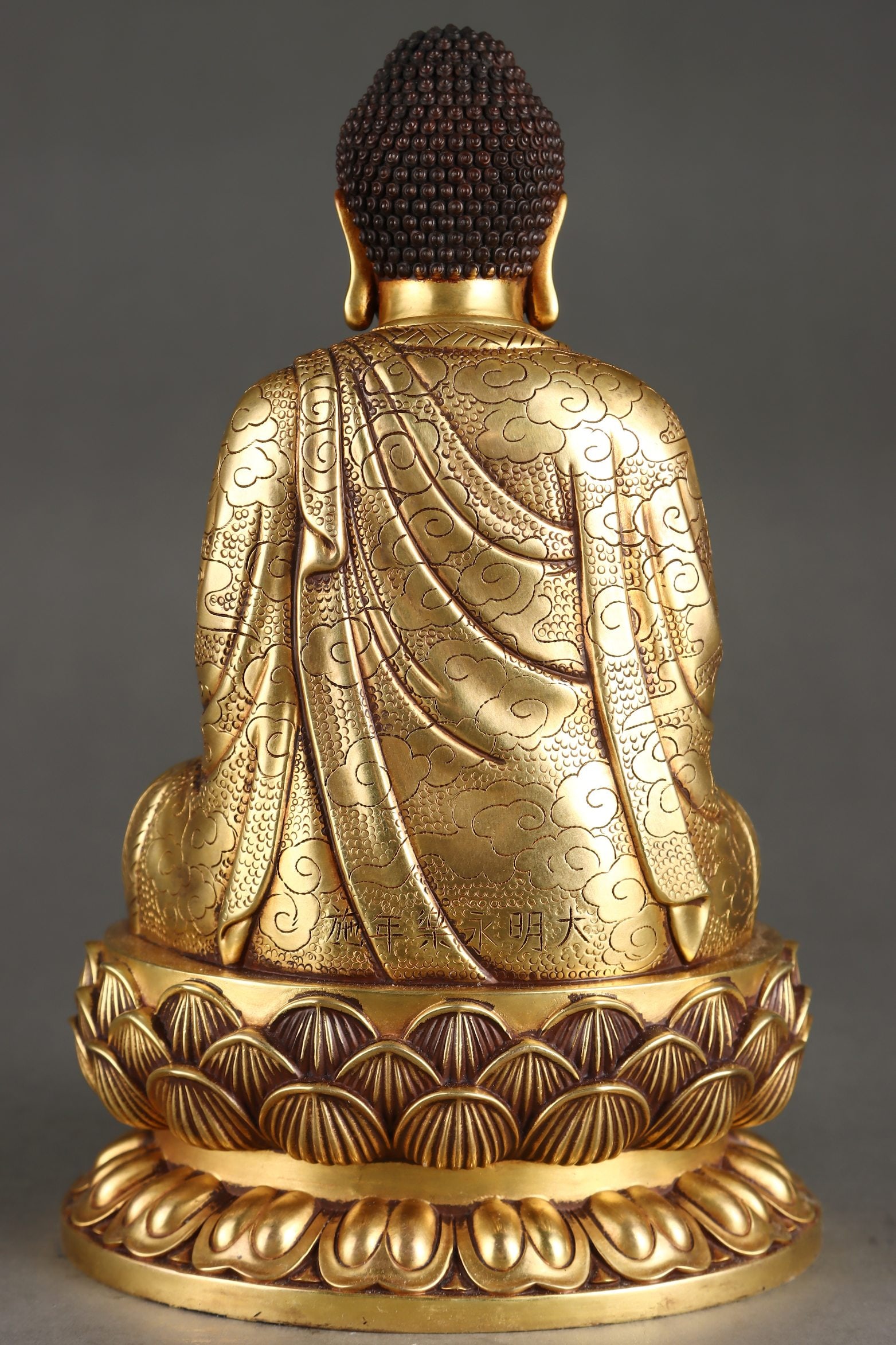 An Exquisite Gilt Bronze Buddha Statue - 4
