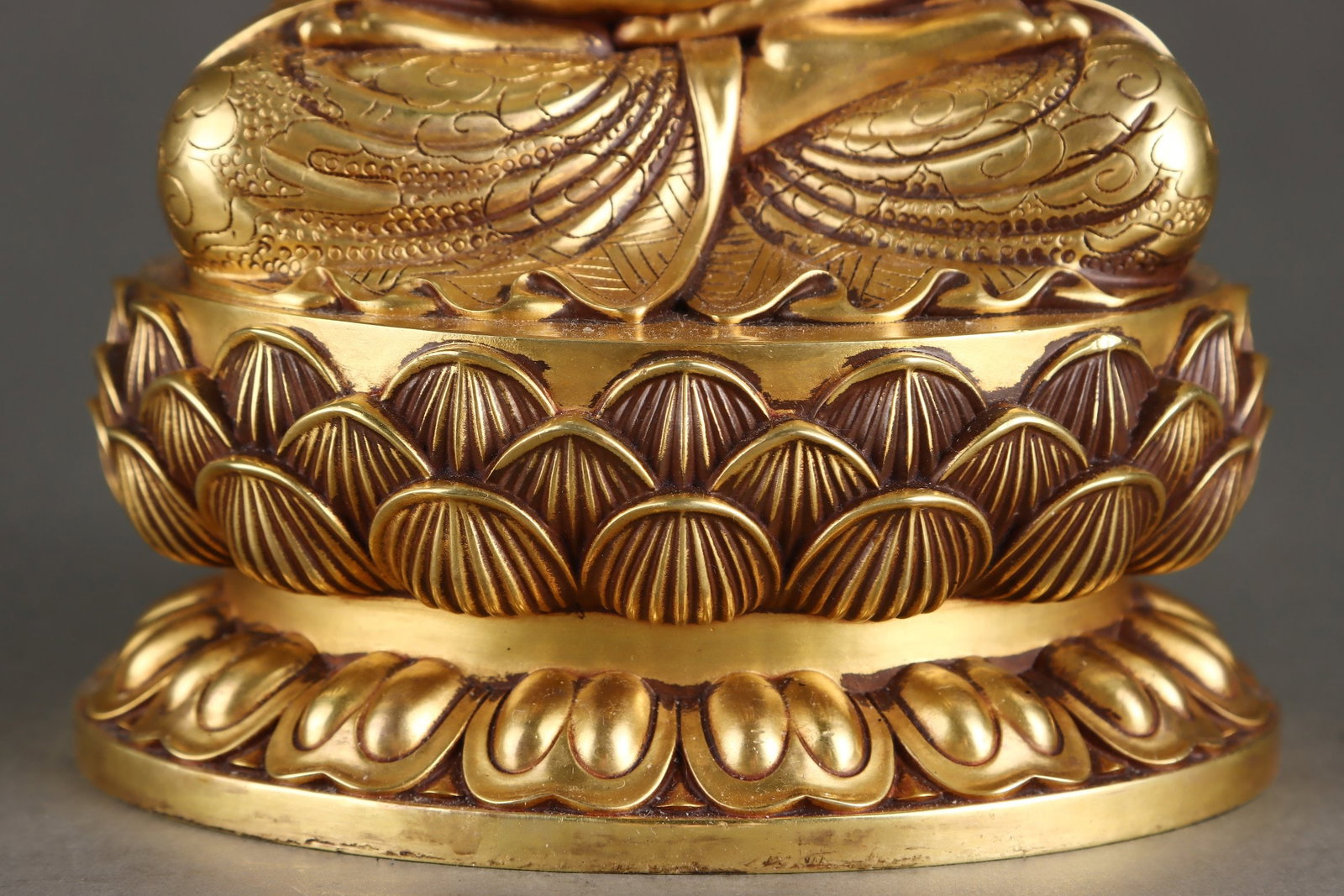 An Exquisite Gilt Bronze Buddha Statue - 7