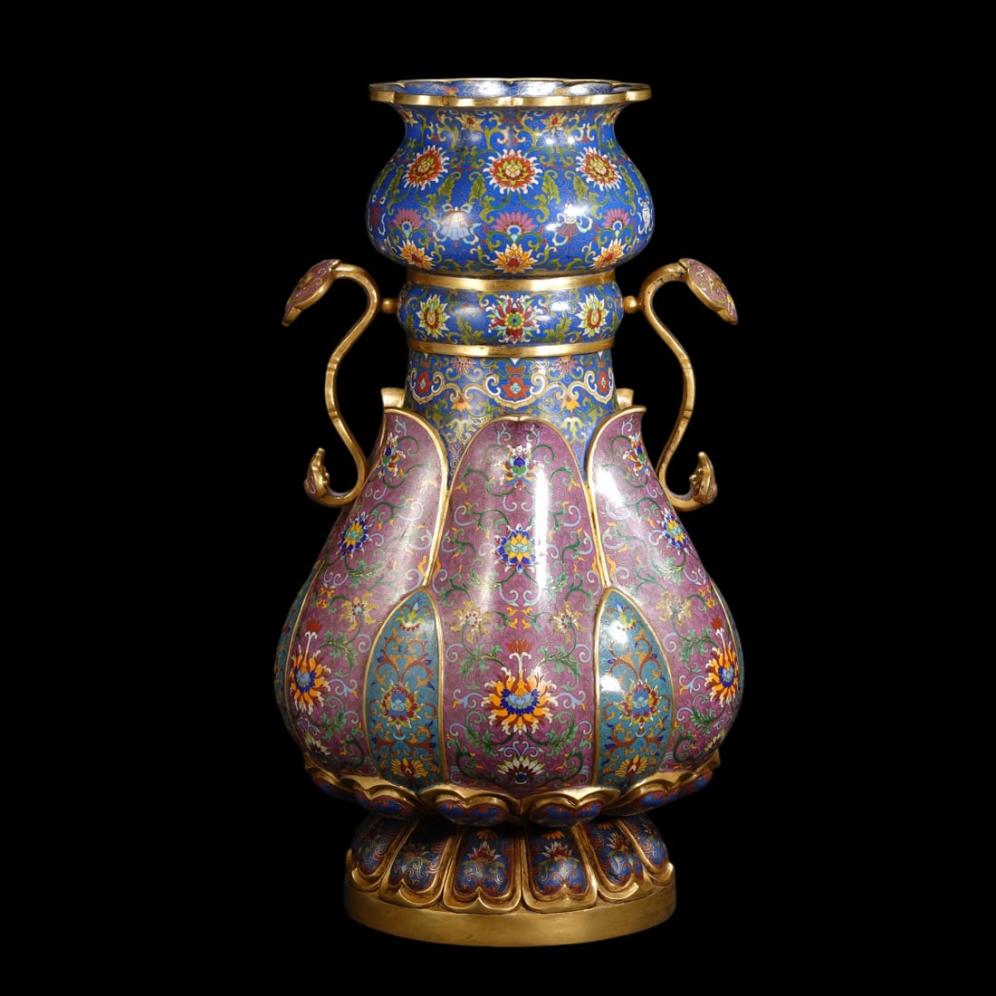 An Exquisite Cloisonne Lotus Pattern Double-Ears Vase: An Exquisite Cloisonne Lotus Pattern Double-Ears Vase Qing Dynasty, China Qianlong Four-character Mark Size:58cmx32cm Weight:21.9kg (The Dimensions Of All Batches Are Manually Measured.If You Need