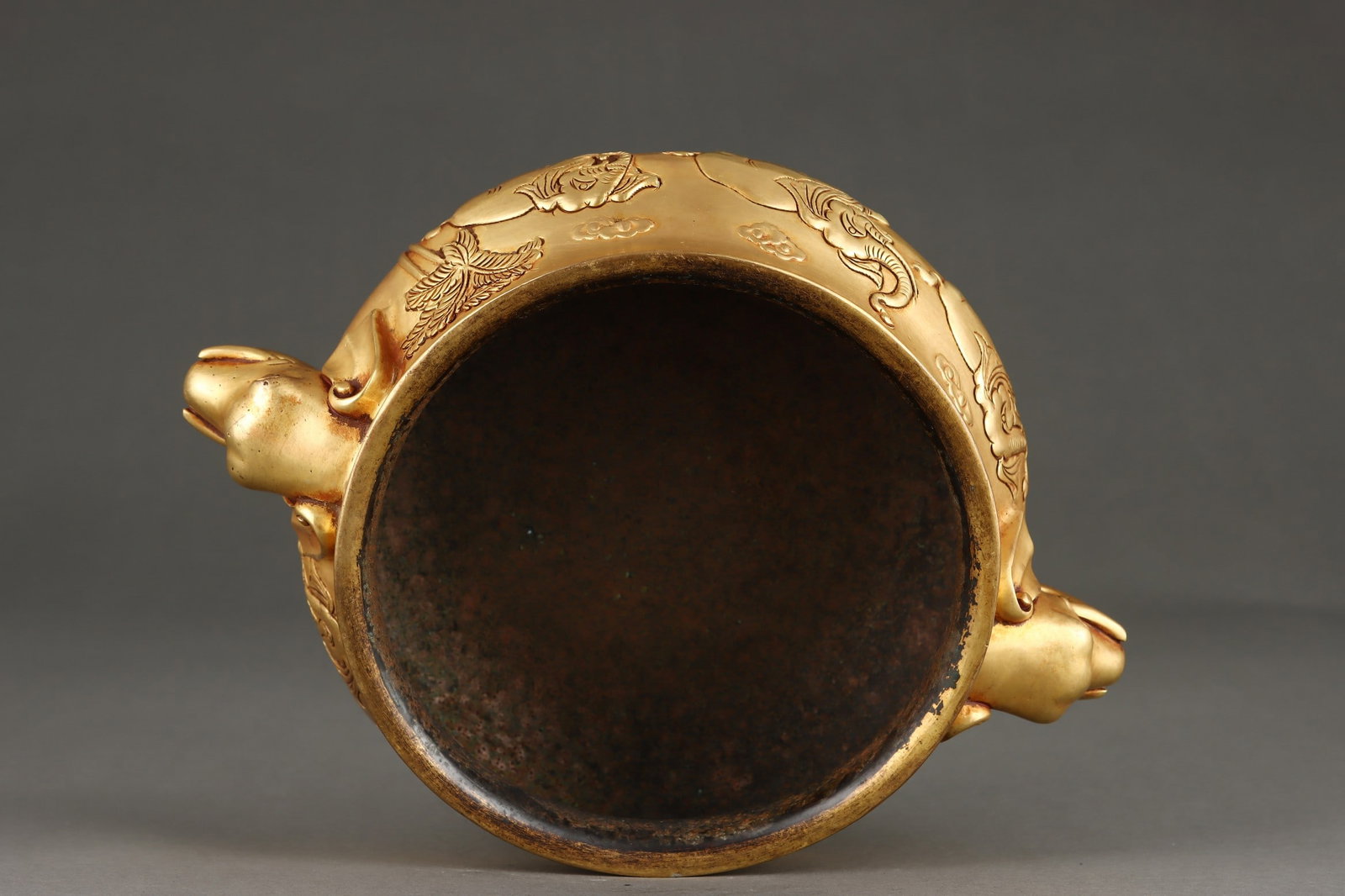 An Exquisite Gilt Bronze Elephant Pattern Dragon Pattern Double-Ears Censer - 8