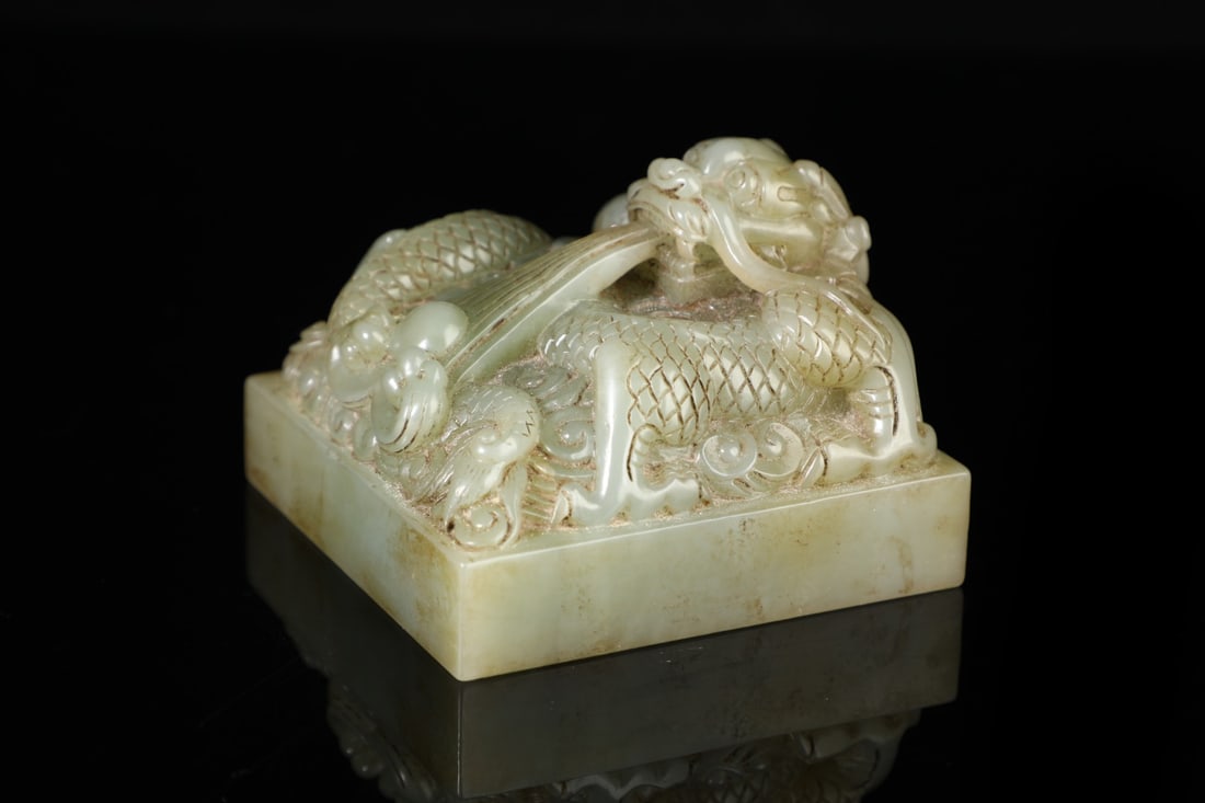 An Exquisite White Jade Dragon Pattern Seal - 7