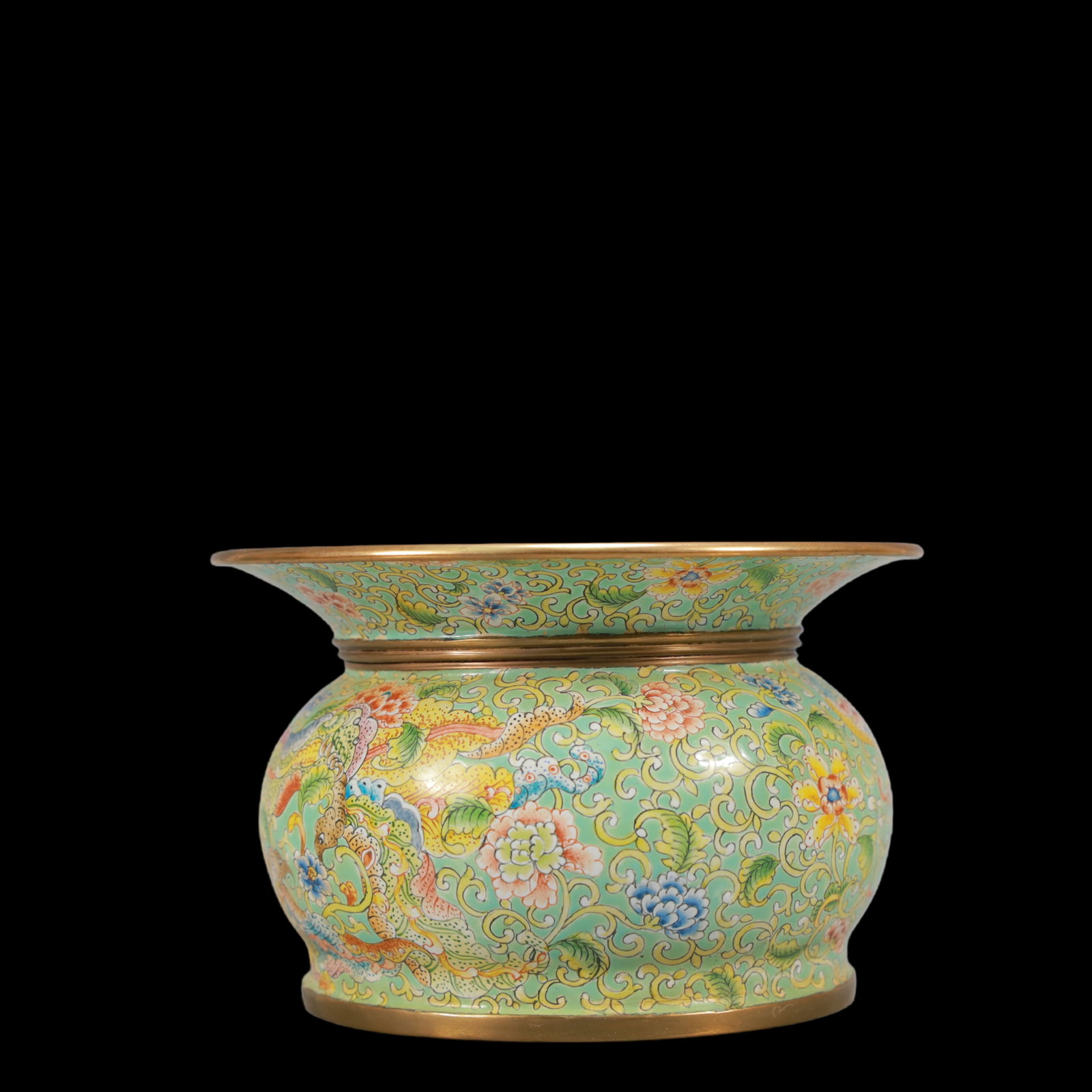 A Exquisite Coppery Enamel Lotus Pattern Flower Pattern Jar - 2