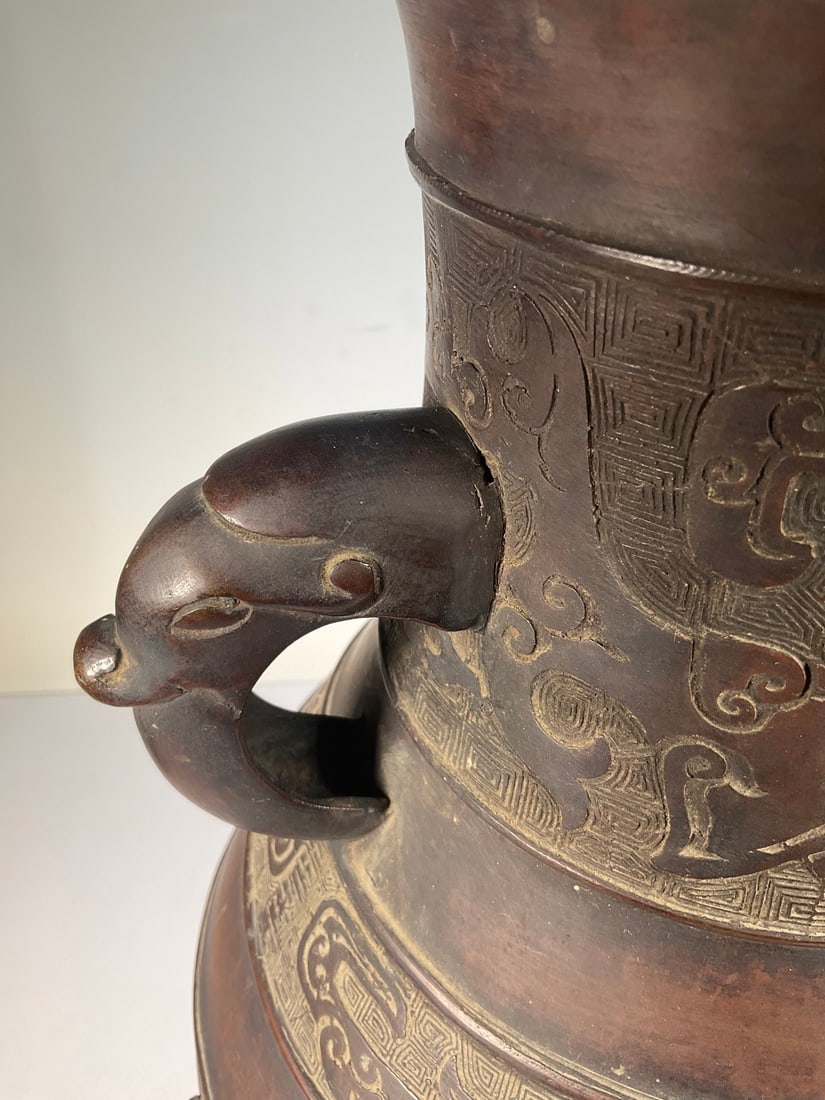 An Exquisite Bronze Beast-Face Pattern Double-Ears Vase - 3