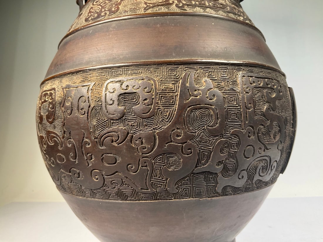 An Exquisite Bronze Beast-Face Pattern Double-Ears Vase - 4