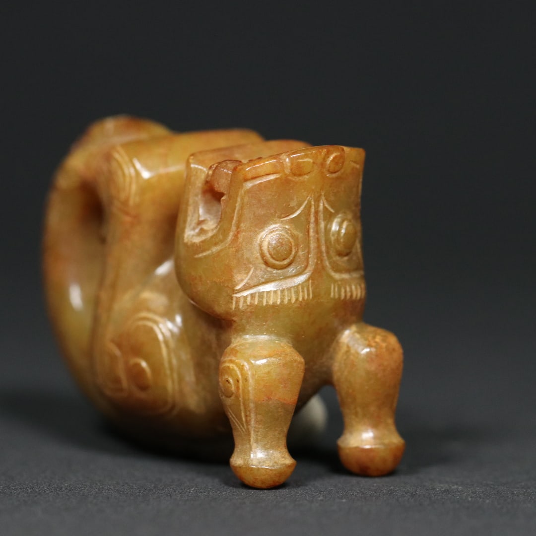 An Exquisite White Jade Dragon Pendant - 6