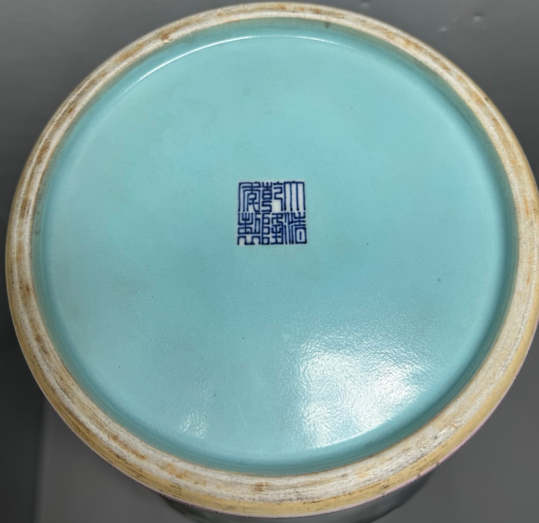 An Exquisite Enamel Lotus Pattern Landscape Pattern Double-Ears Vase - 9