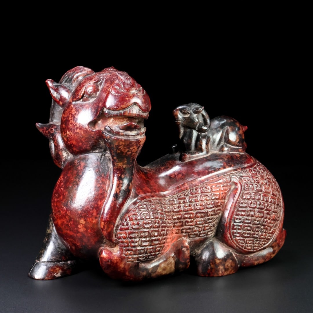 An Exquisite White Jade Auspicious Beast Ornament - 5