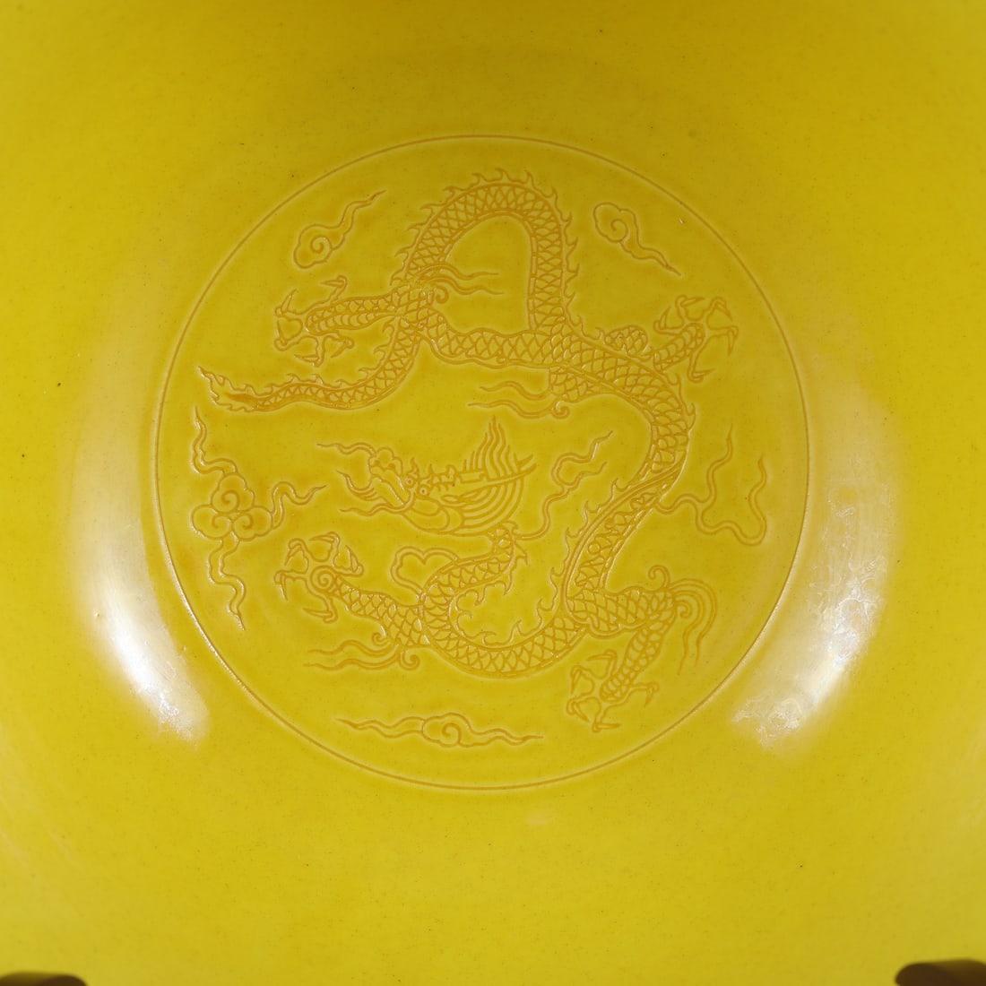 An Exquisite Red Glazed Seawater Pattern Dragon Pattern Bowl - 5