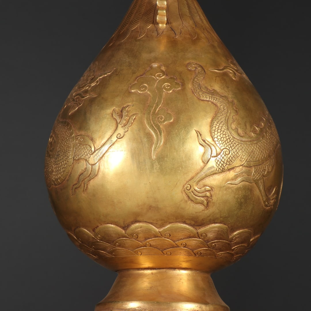 An Exquisite Gilt Bronze Dragon Pattern Double-Ears Vase - 5