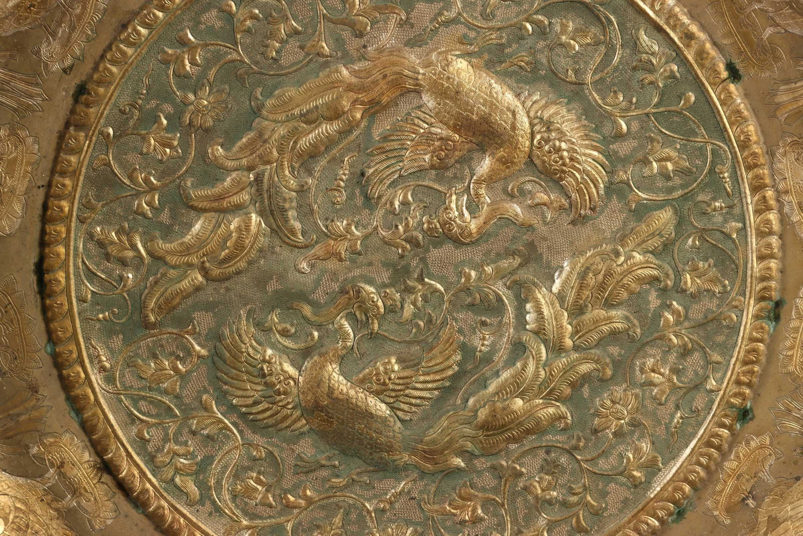An Exquisite Gilt Bronze Phoenix Pattern Lotus Pattern Plate - 2