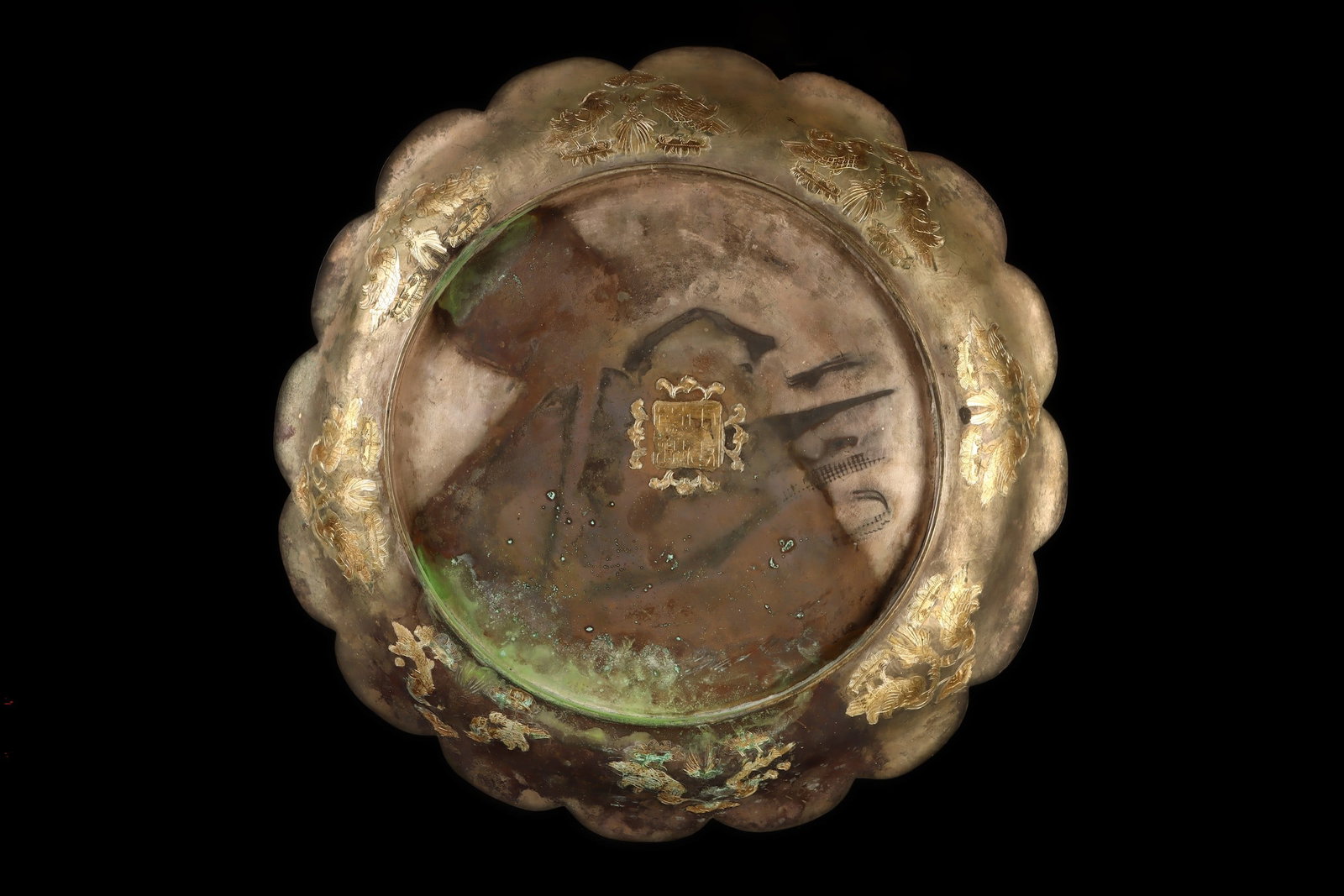 An Exquisite Gilt Bronze Phoenix Pattern Lotus Pattern Plate - 5