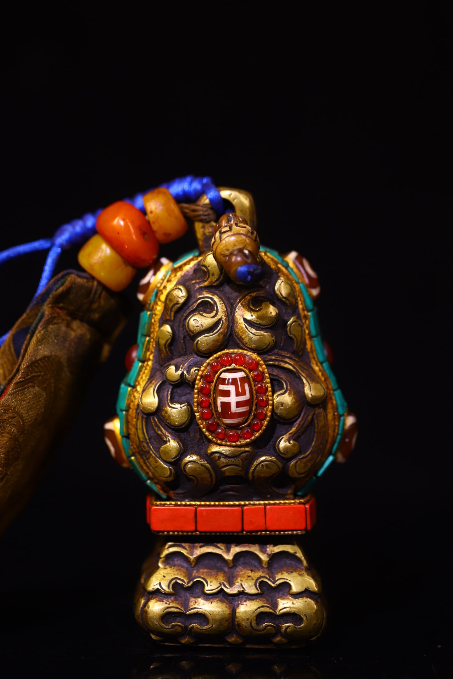 An Exquisite Bronze Dzi Bead Ornament - 2