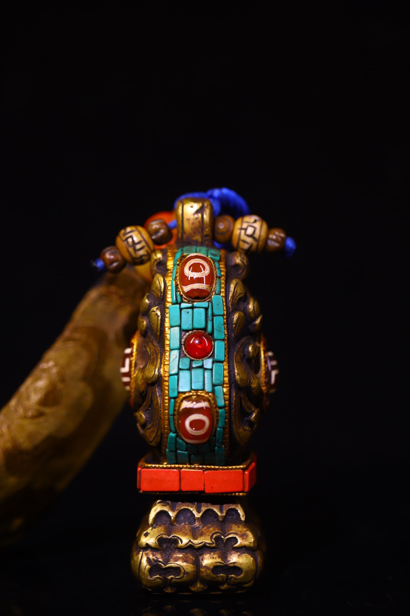 An Exquisite Bronze Dzi Bead Ornament - 3