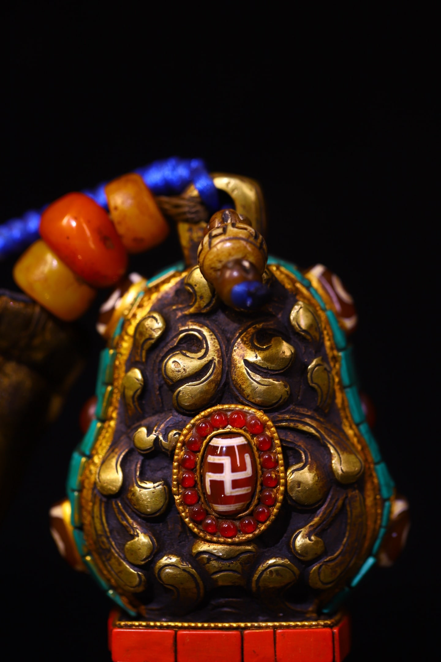 An Exquisite Bronze Dzi Bead Ornament - 7