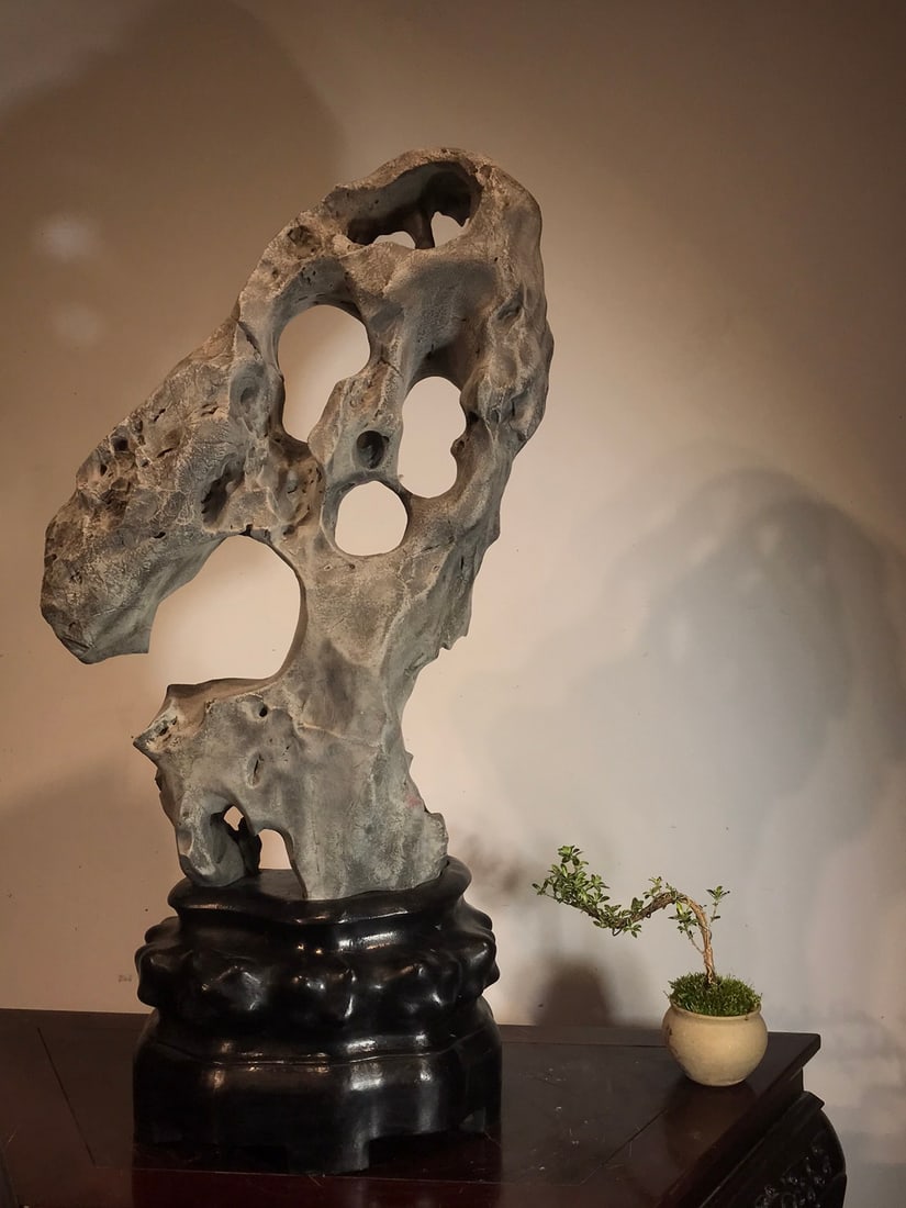 An Exquisite Taihu Stone Ornament: An Exquisite Taihu Stone Ornament Qing Dynasty, China Size:76cmx40cmx20cm (The Dimensions Of All Batches Are Manually Measured.If You Need More Detailed Information, Please Contact Our Customer