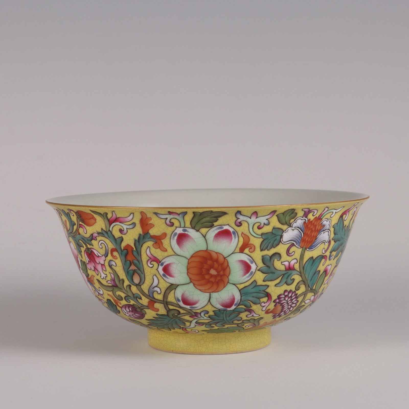 An Exquisite Enamel Lotus Pattern Bowl - 2
