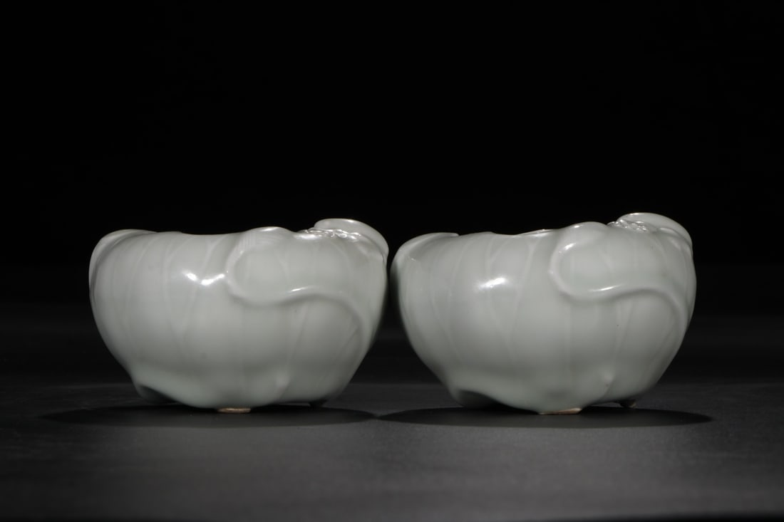 An Exquisite Celadon Glazed Brush Washer - 4
