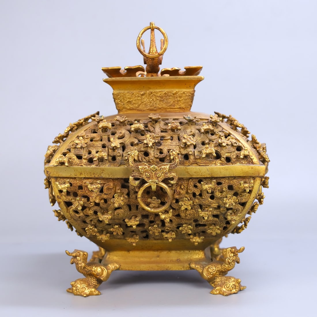 An Exquisite Gilt Bronze Dragon Pattern Ornament - 7