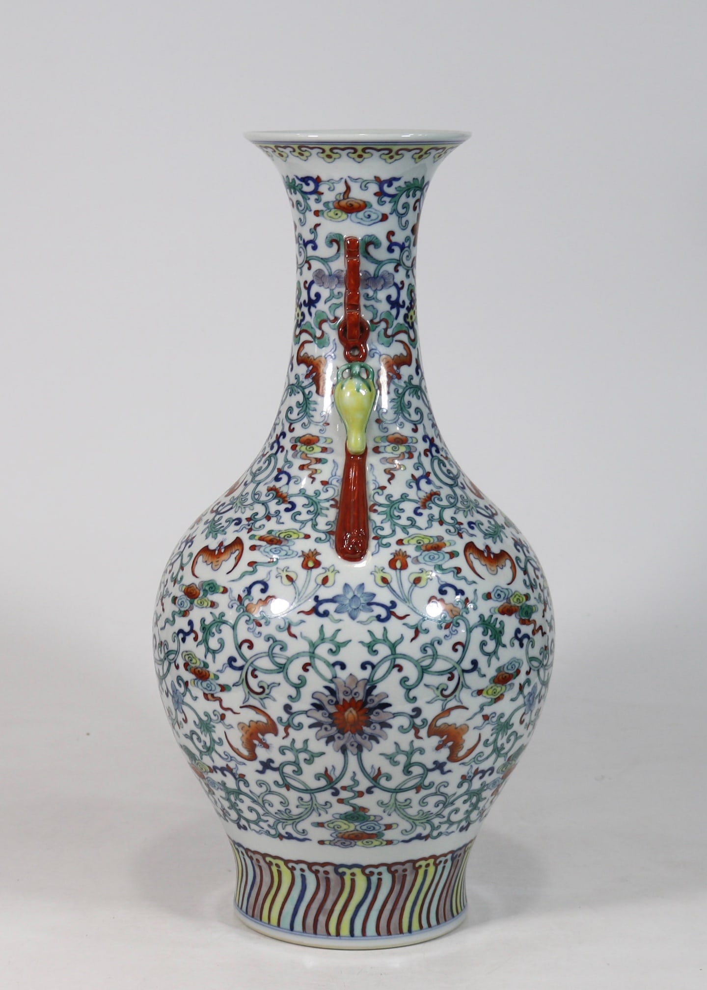 An Exquisite Doucai Lotus Pattern Double-Ears Vase - 2
