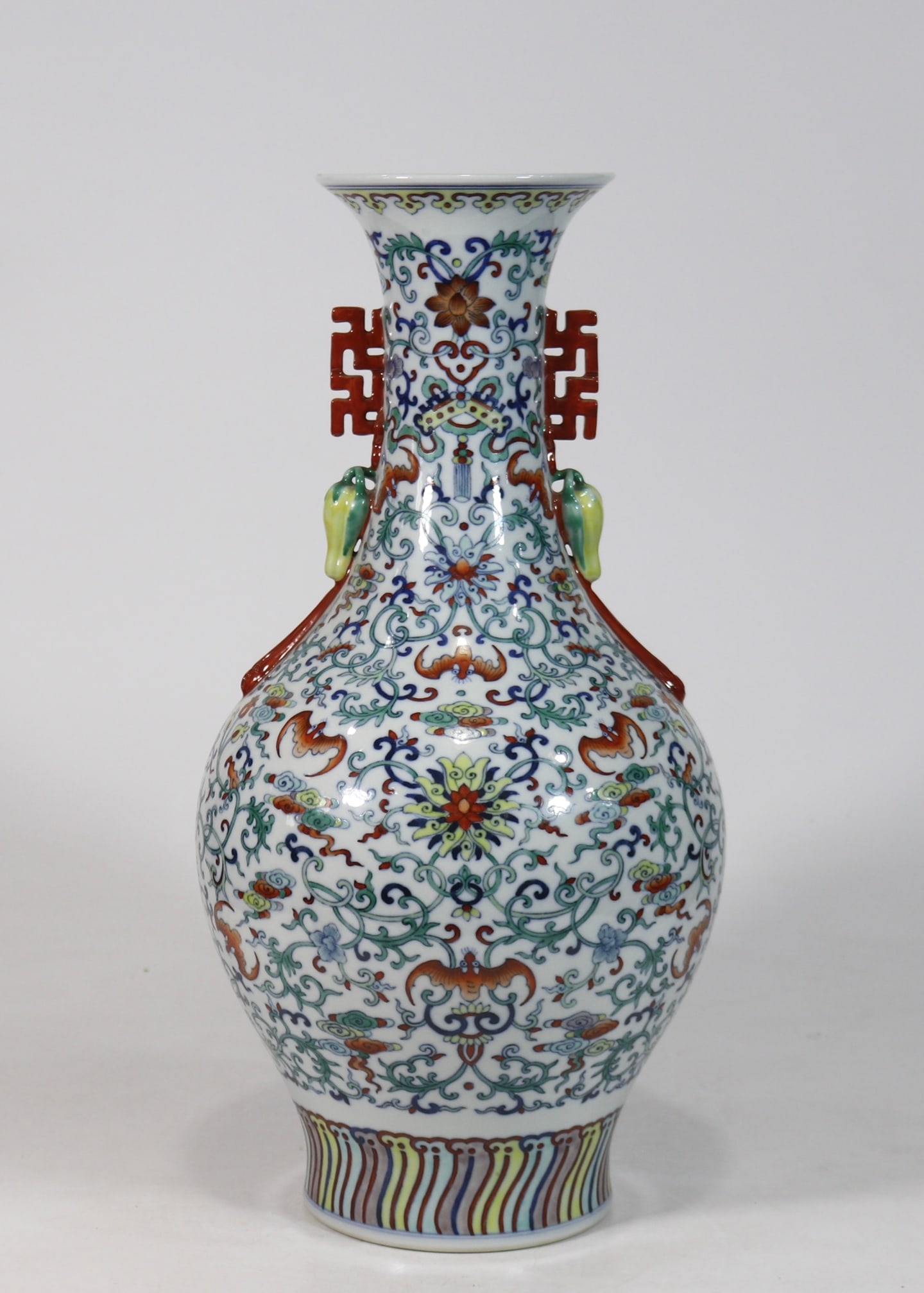 An Exquisite Doucai Lotus Pattern Double-Ears Vase - 3