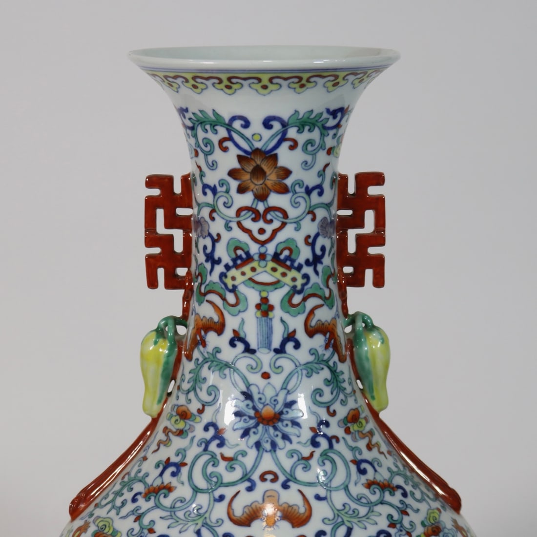 An Exquisite Doucai Lotus Pattern Double-Ears Vase - 5