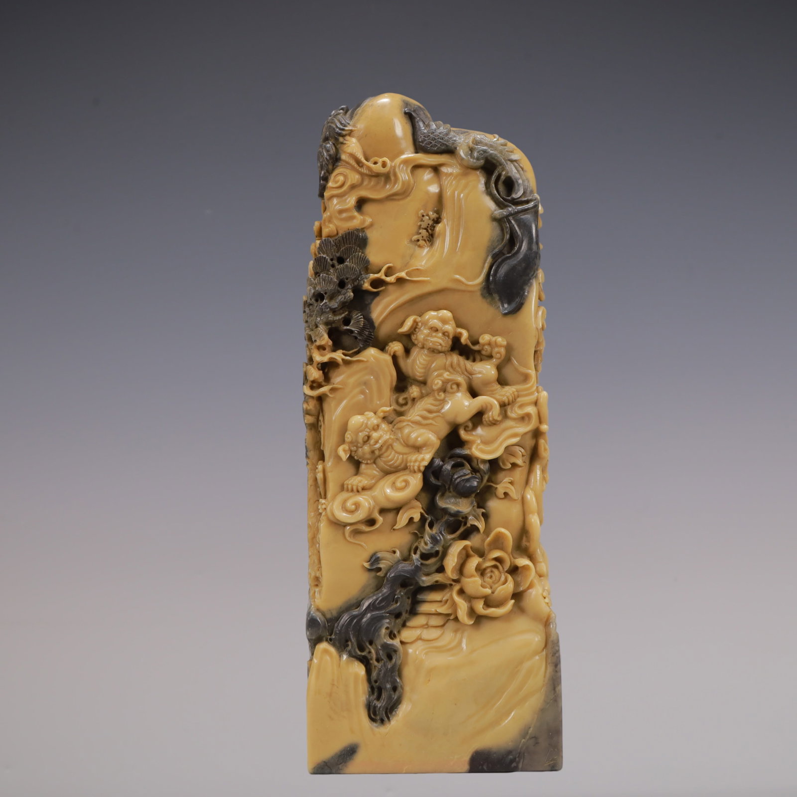 A Exquisite Shoushan Stone Auspicious Beast Pattern Seal - 4