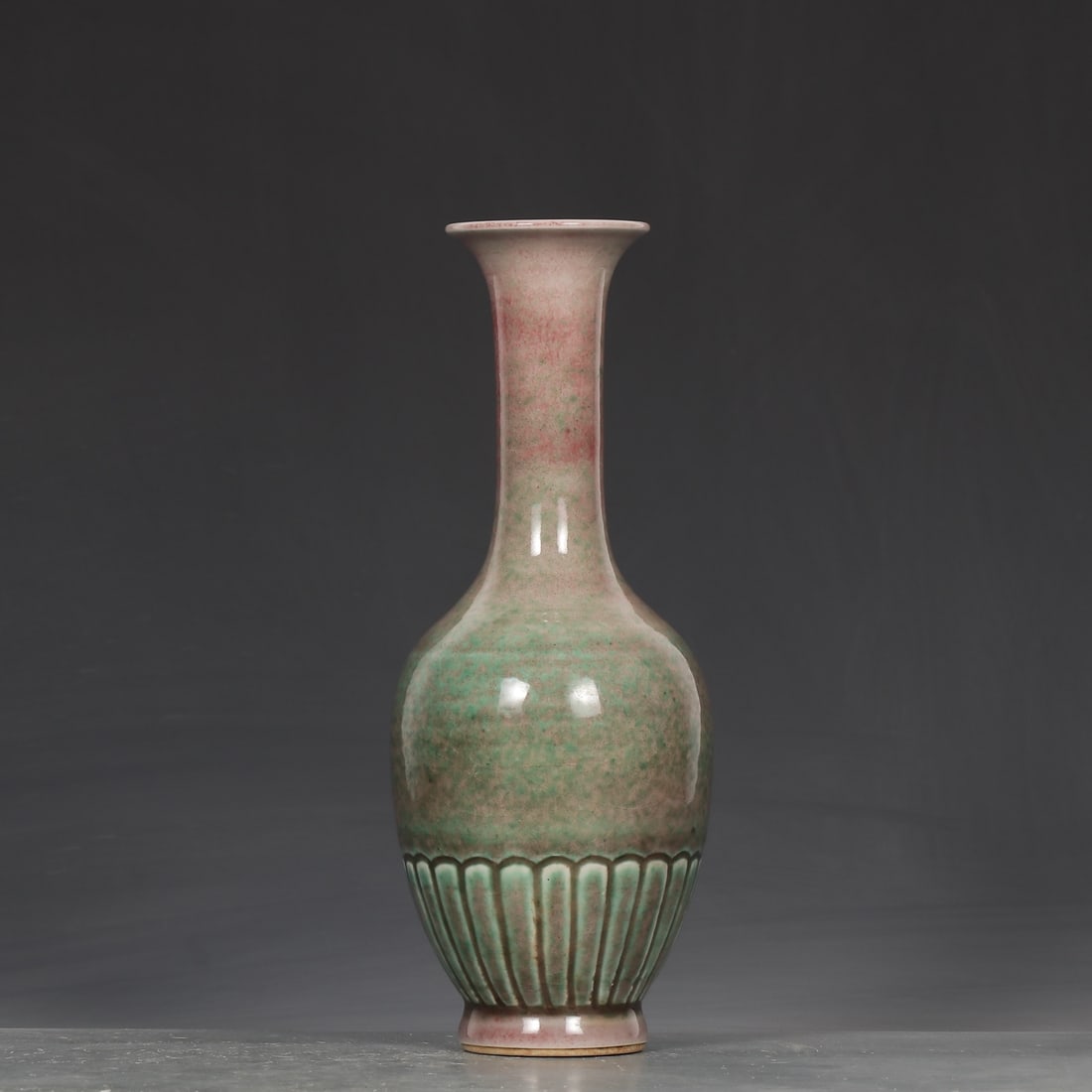 An Exquisite PeachBloom-Glazed Vase - 2