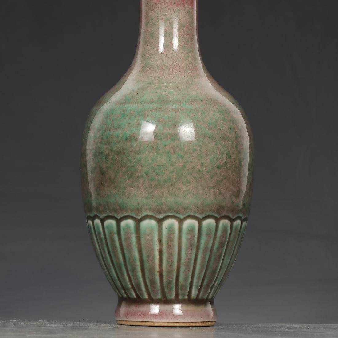 An Exquisite PeachBloom-Glazed Vase - 4
